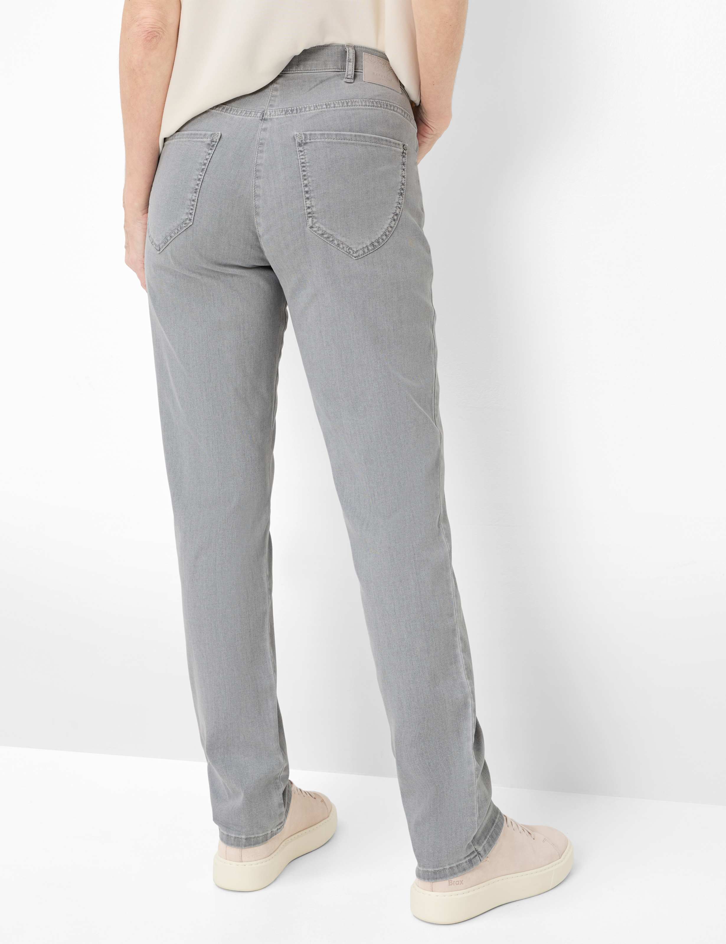 Thumbnail - Raphaela by Brax Damen Five-Pocket-Hose Style CORRY VERY LIGHT GREY,SLIGHTLY USED, denim hellgrau, Gr. 50K
