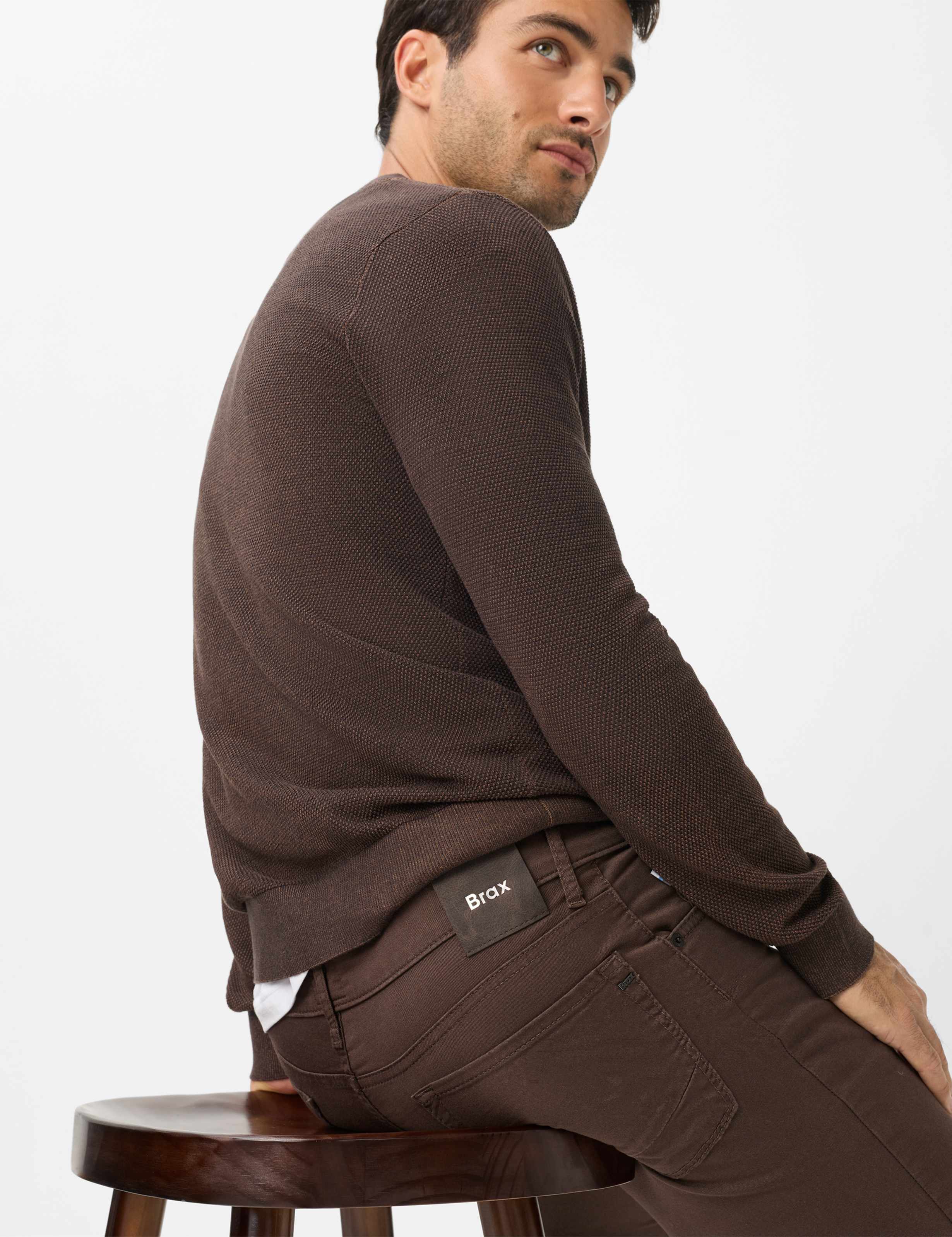 Men Style CHUCK Dark Brown Modern Fit Detail 1