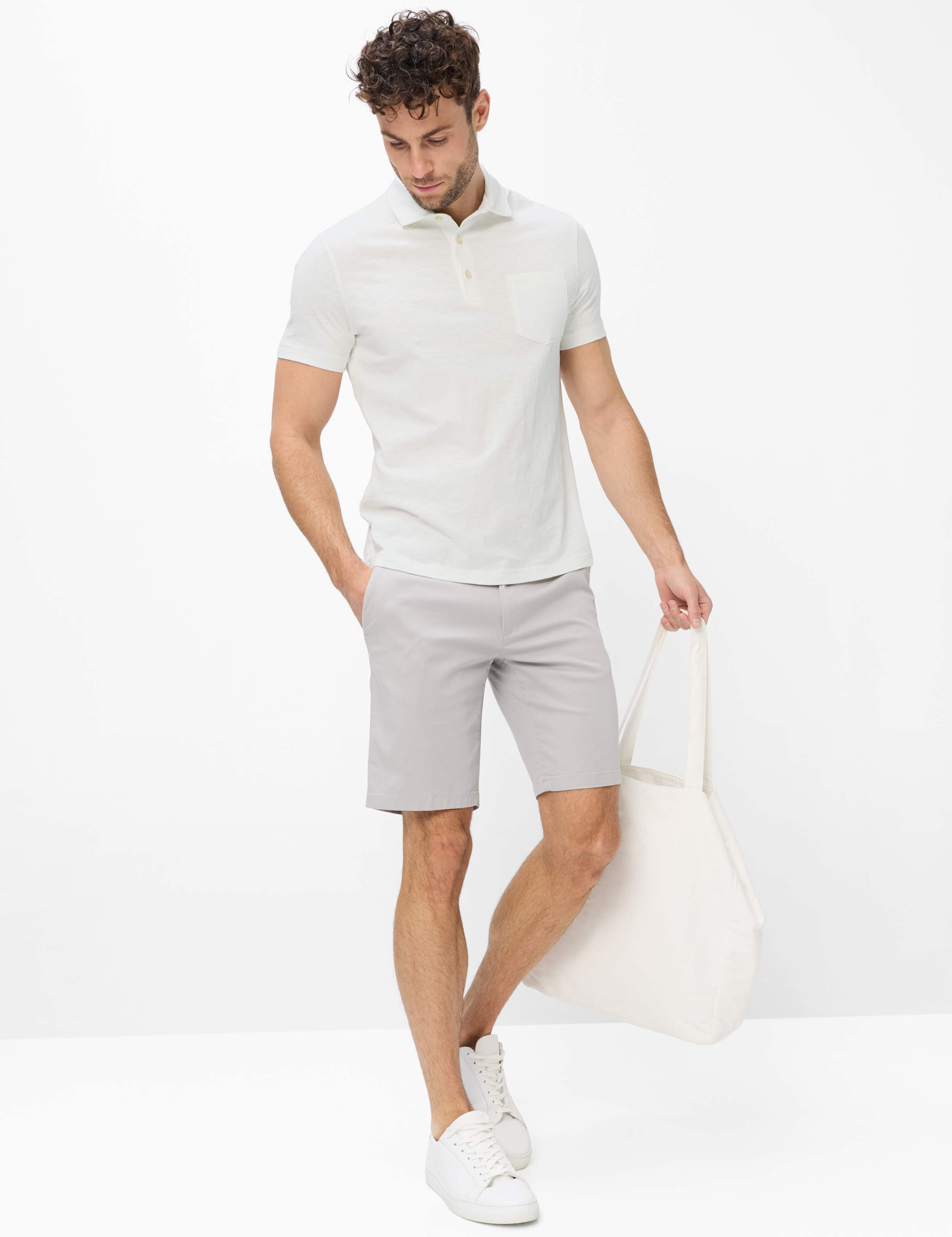 Herren Style PAVO Cremeweiß  Model Outfit
