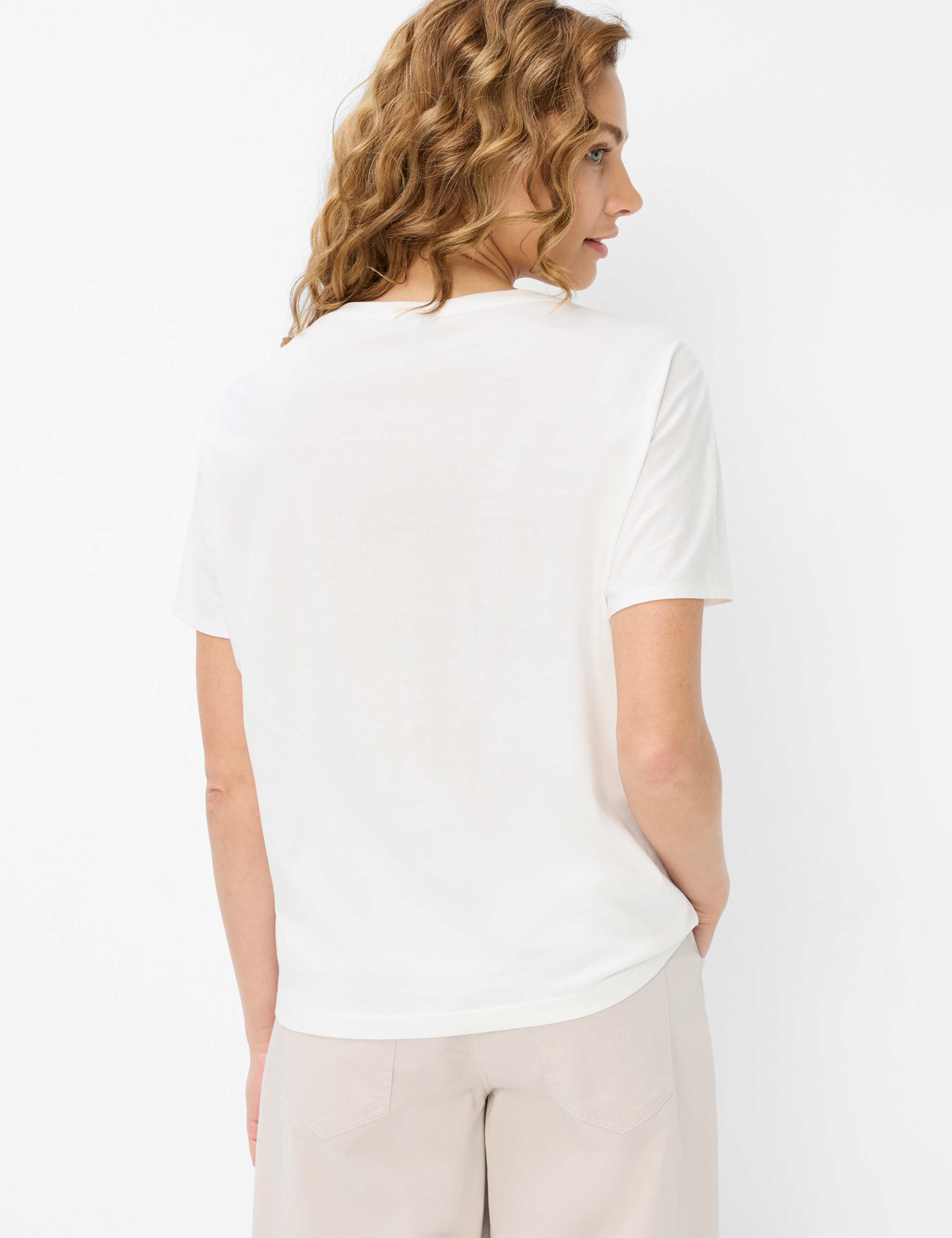 Damen Style CAELEN Cremeweiß  Model Rueck
