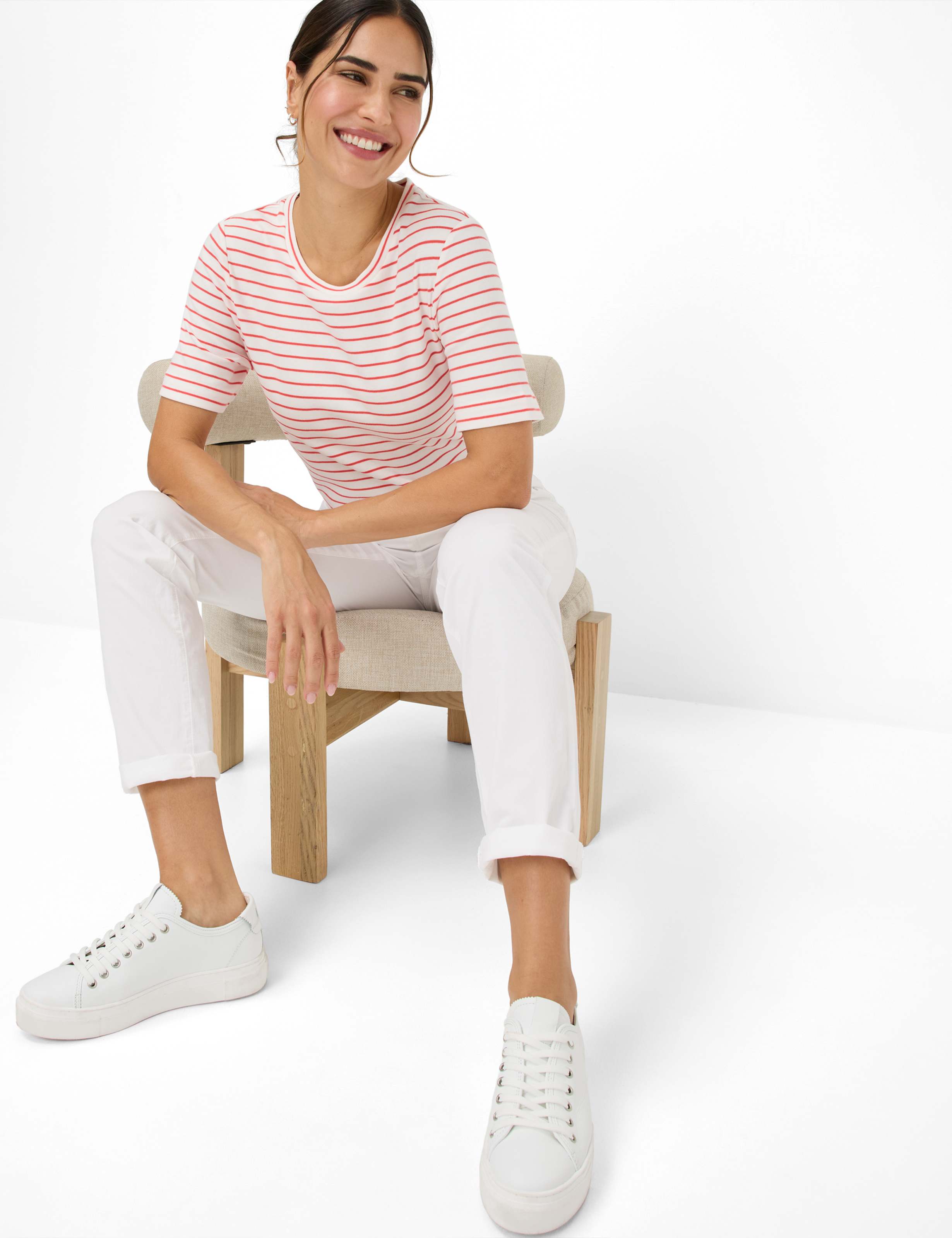 Dame Style MARY Hvid Regular Fit Detalje 1