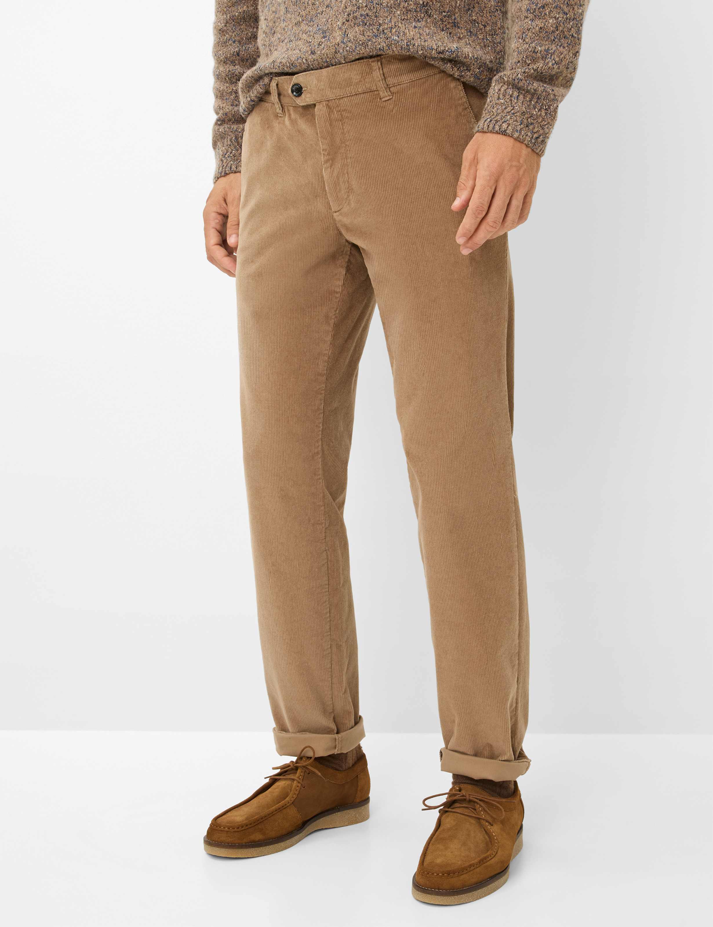 Shades of beige, Men, Style JIM, MODEL_FRONT_ISHOP