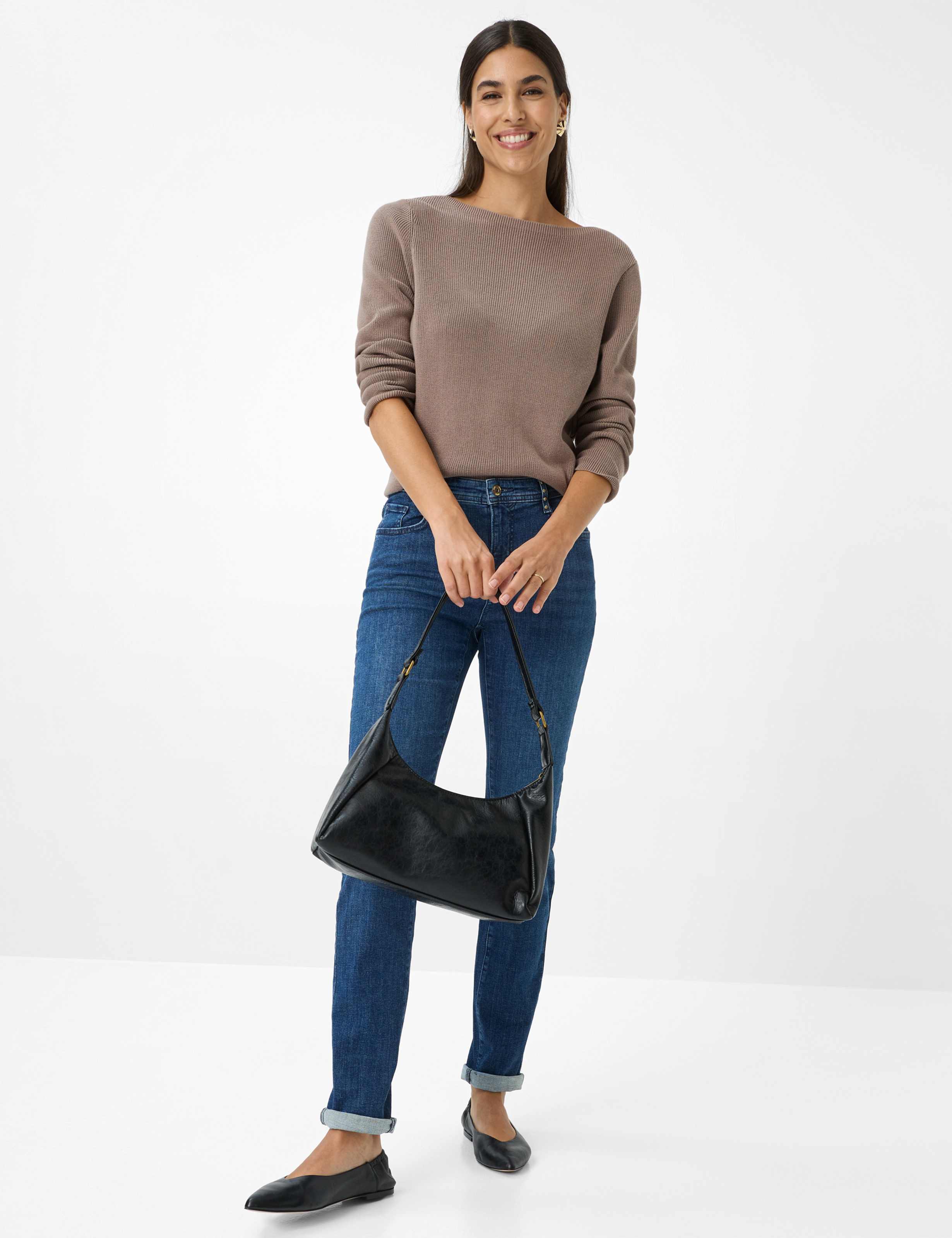 Damen Style CAROLA Denim Blau Feminine Fit Model Outfit