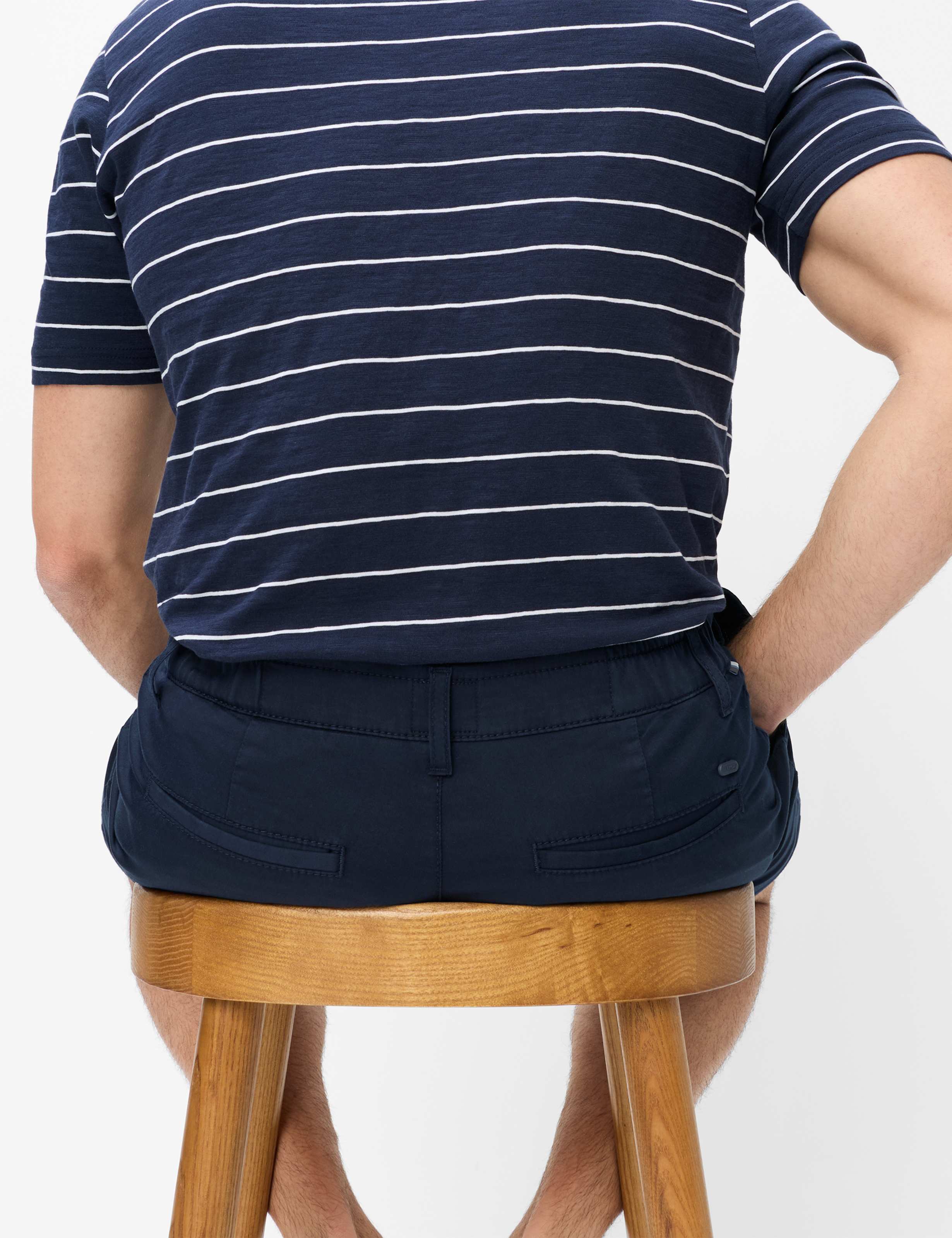 Herren Style PHIL B Dunkelblau Regular Fit Detail 1