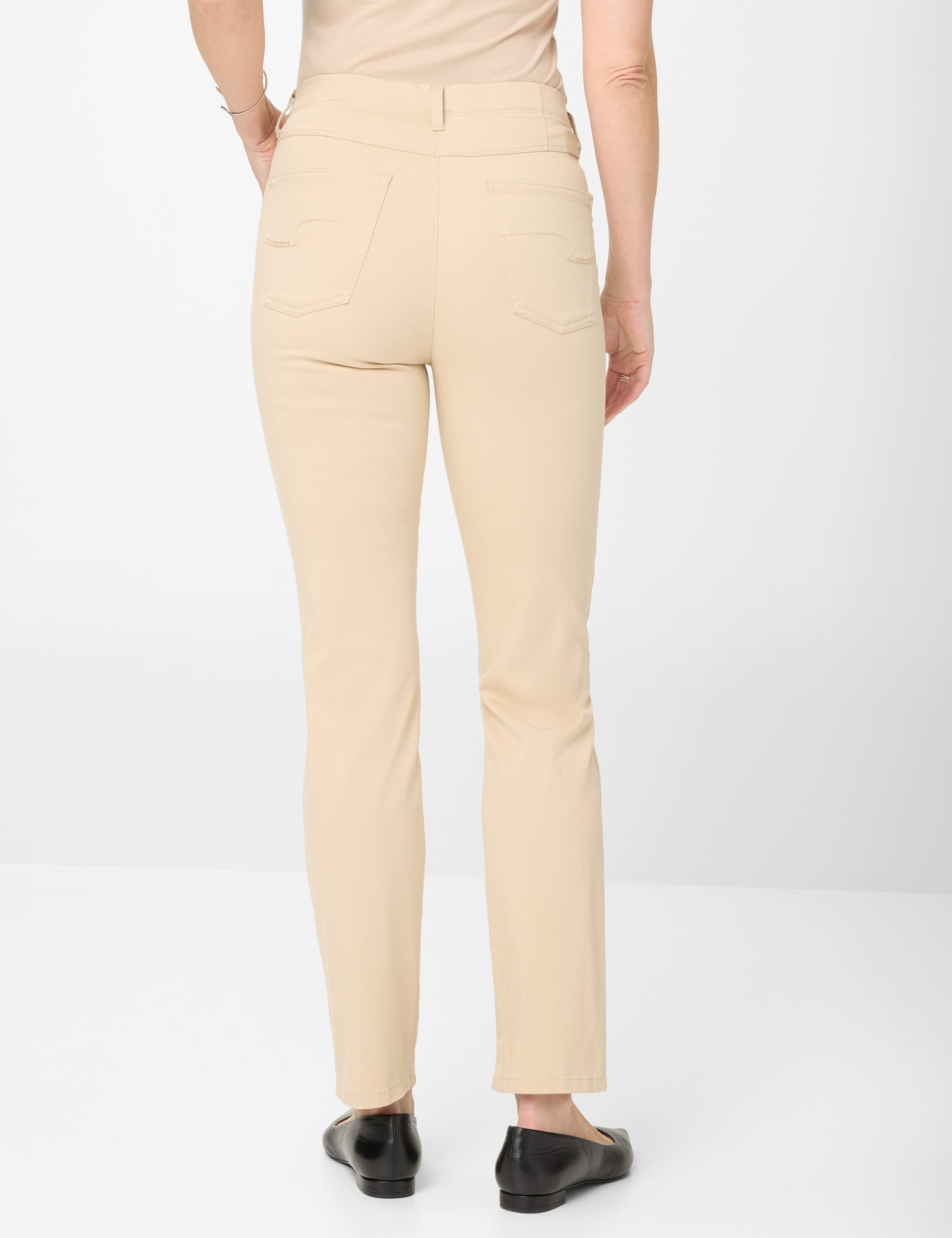Femme Style LAURA NEW Beige Super Slim Fit Dos mannequin