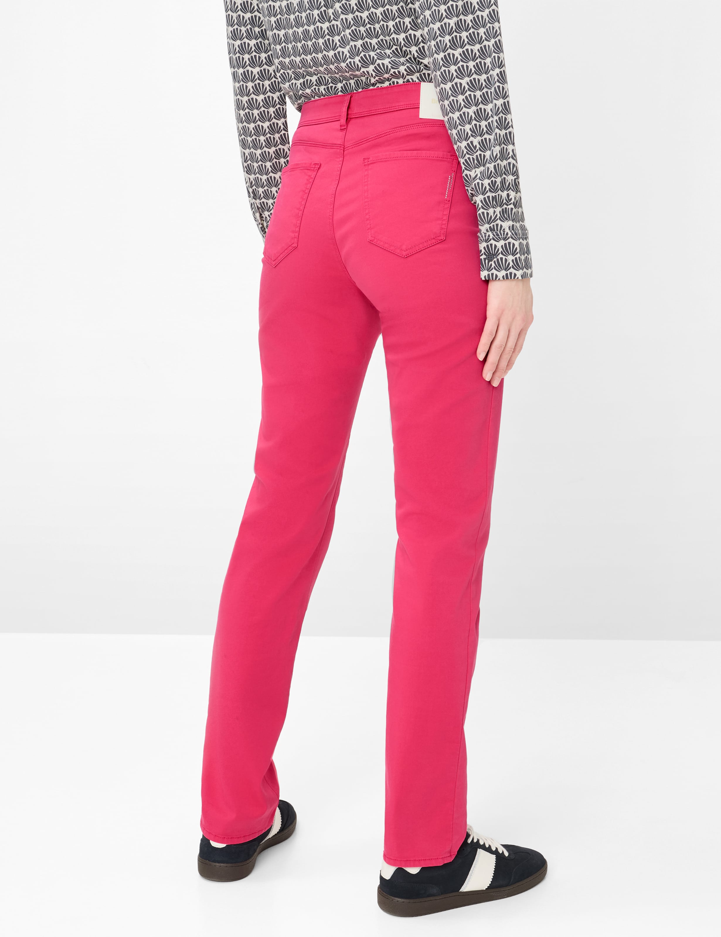 Shades of pink, Women, Style MARY, MODEL_RUECK_ISHOP