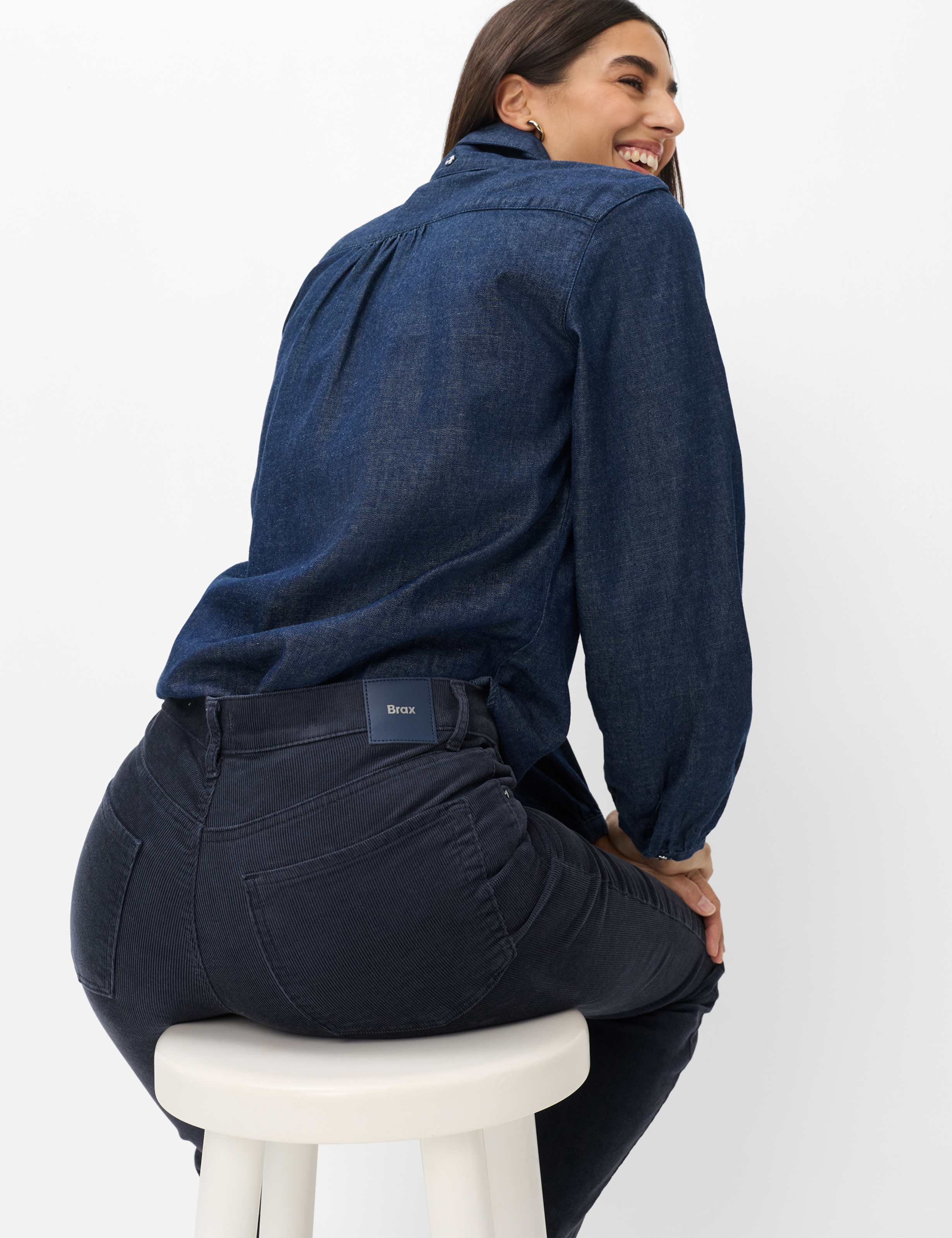Femme Style MAY S Bleu Foncé Cigarette Fit Détail 1