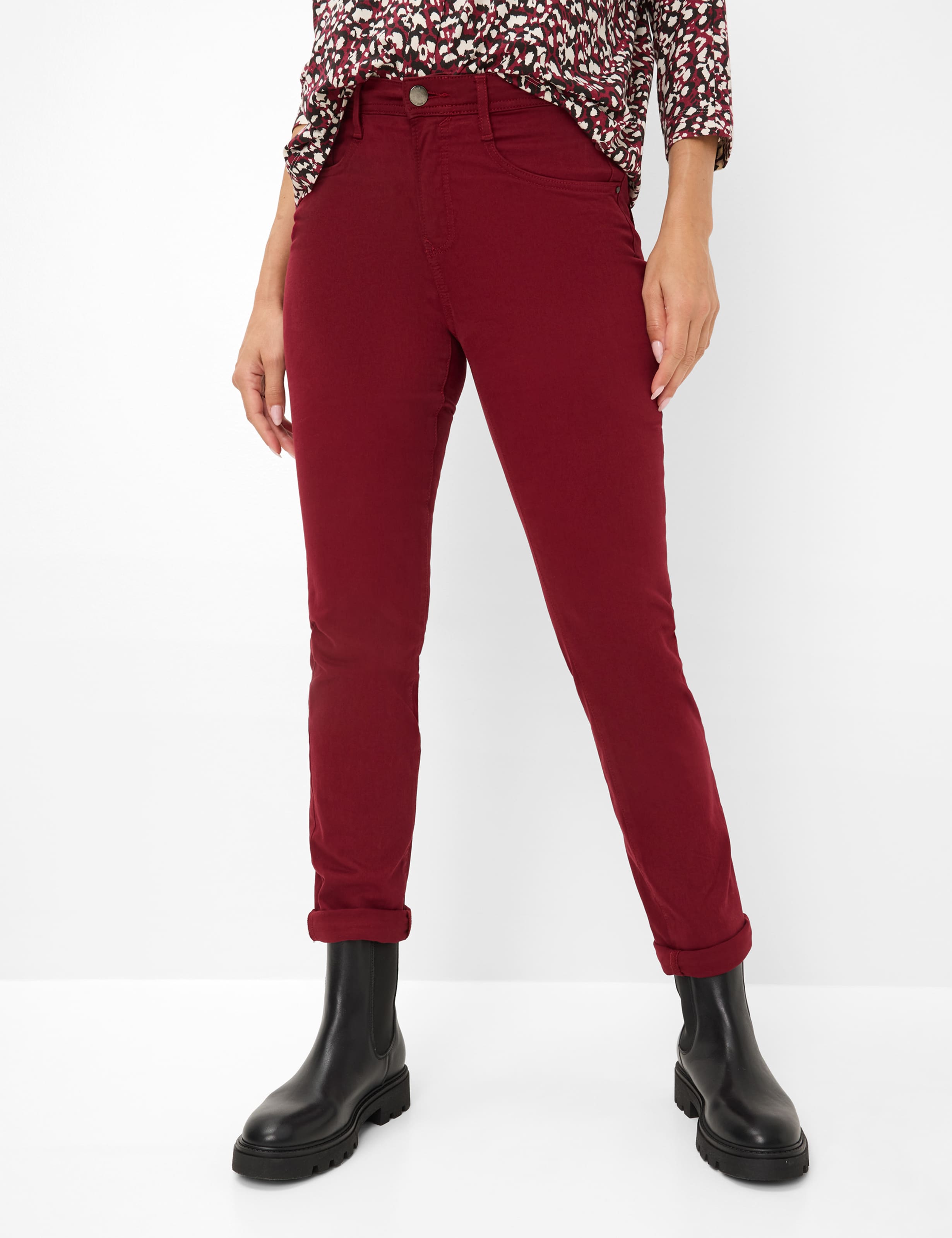 Shades of red, Women, Style MARY, MODEL_FRONT_ISHOP