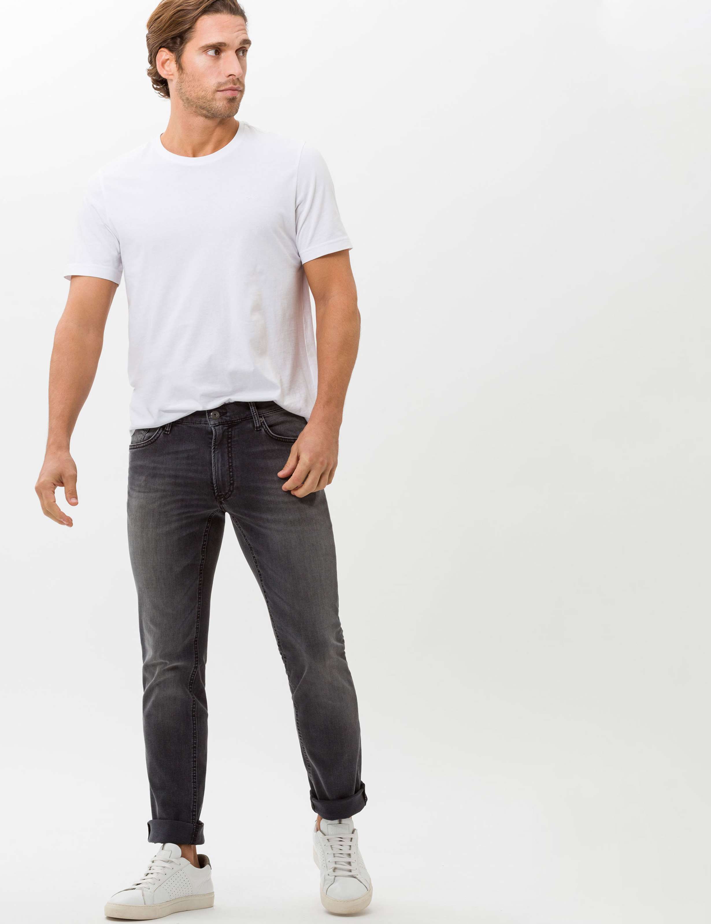 Men Style CHUCK Denim Medium Gray Modern Fit Model Outfit