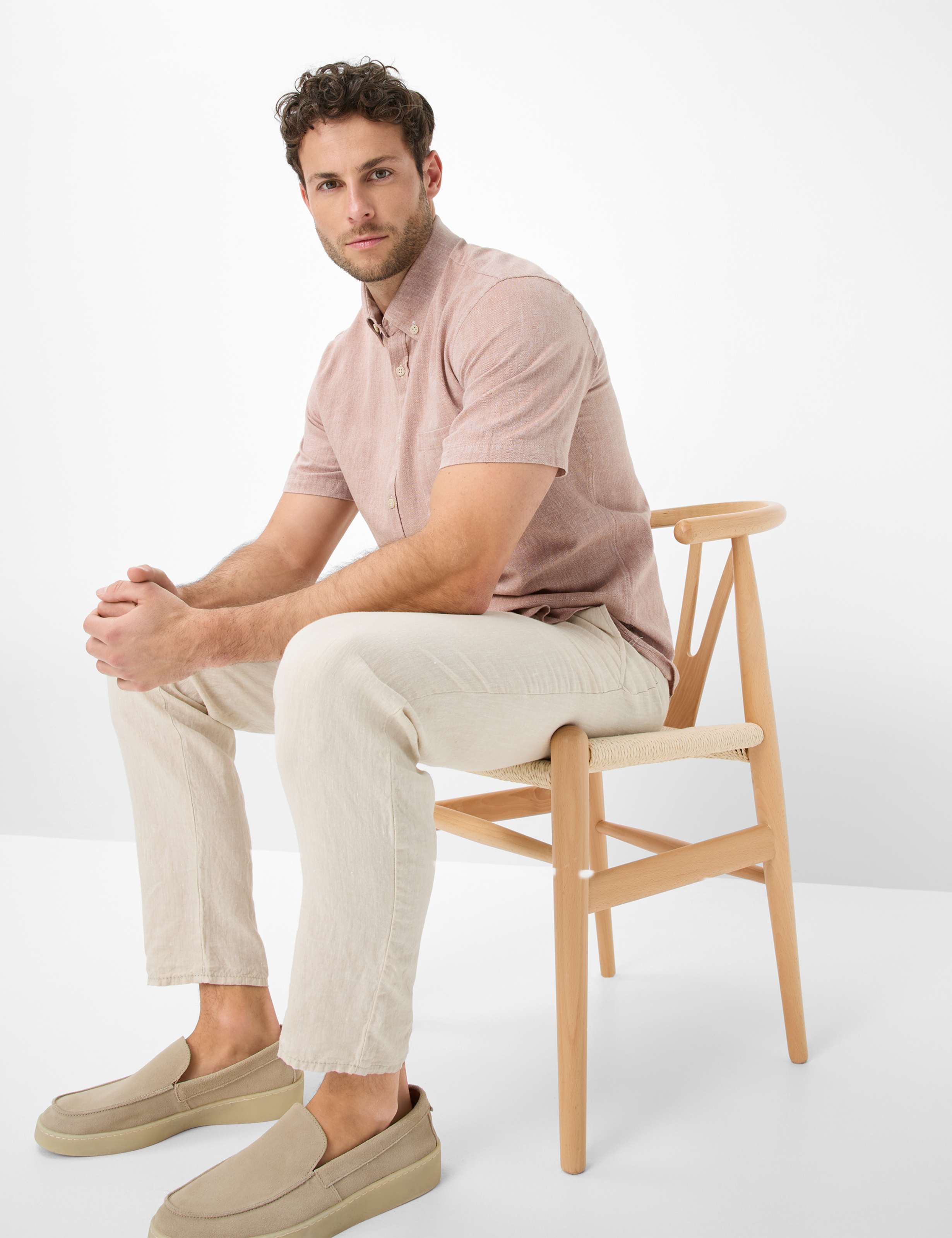 Herren Style DAN Hellbraun  Detail 1