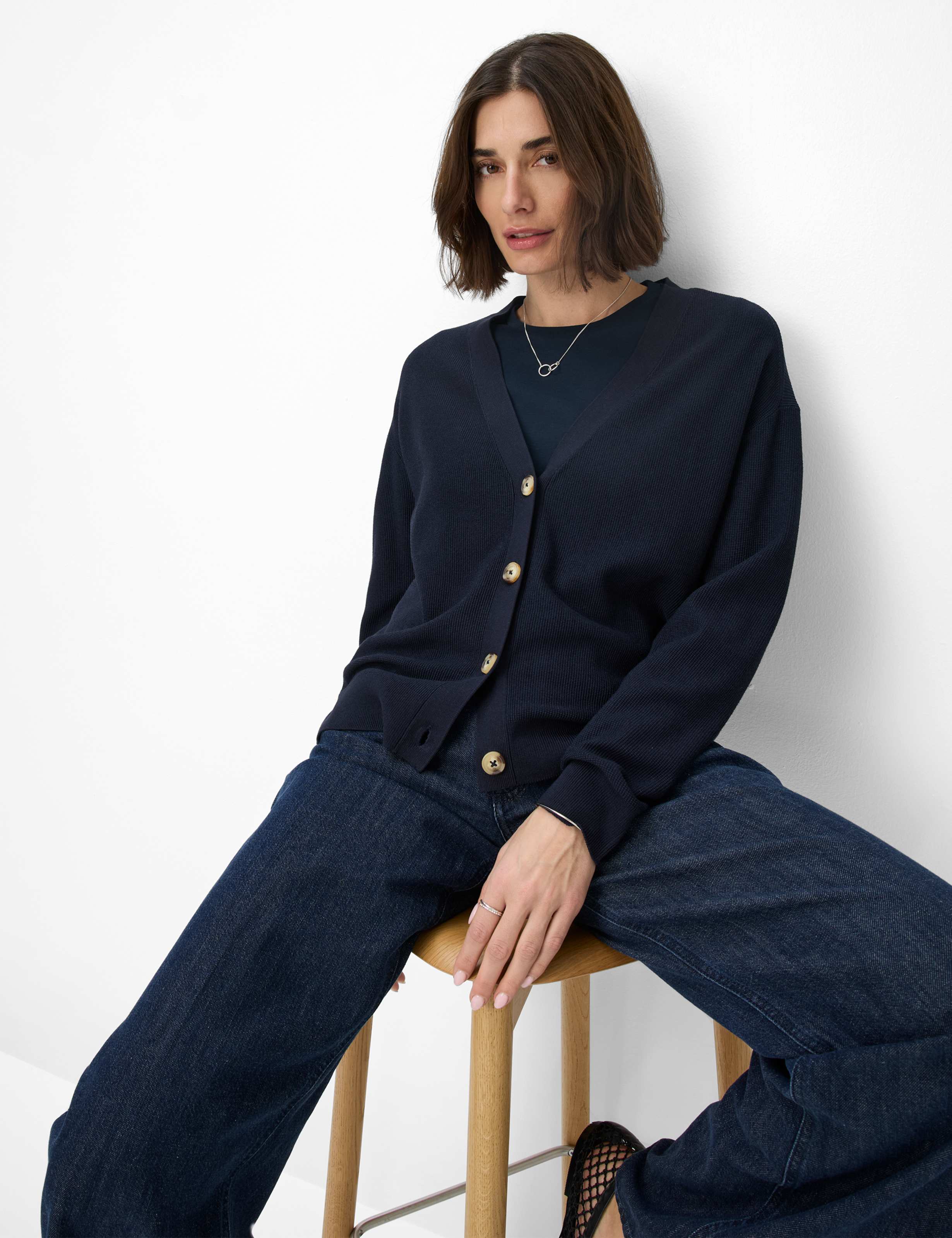 Women Style ANIQUE Dark Blue  Detail 1