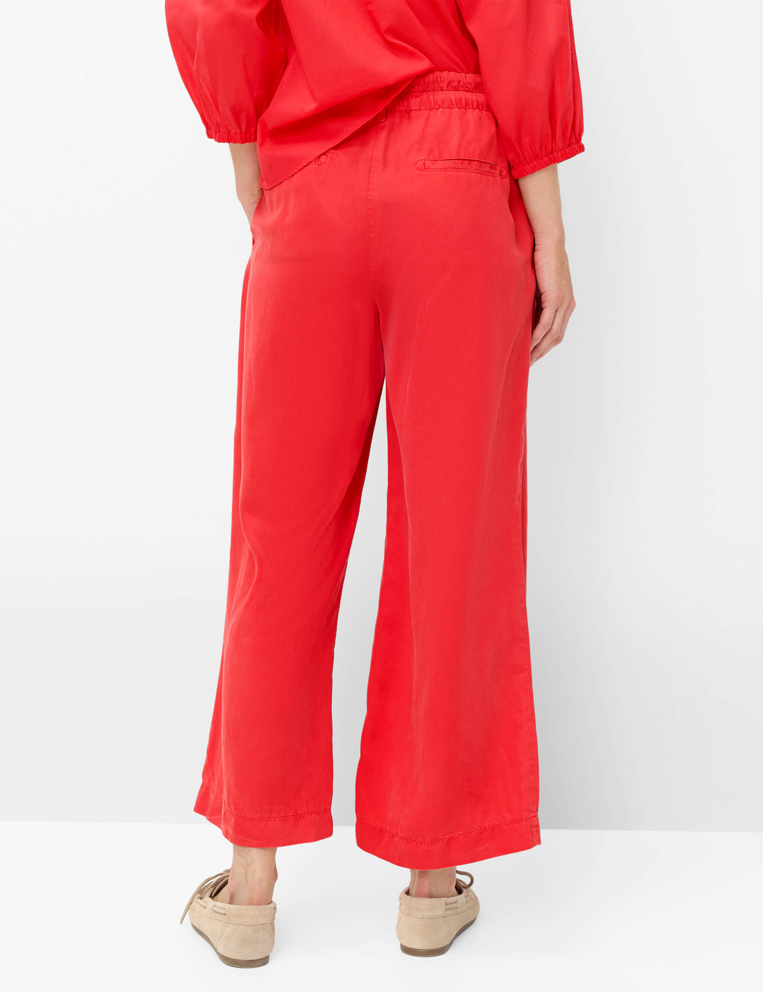 Femme Style MAINE S Rouge Wide Leg Dos mannequin