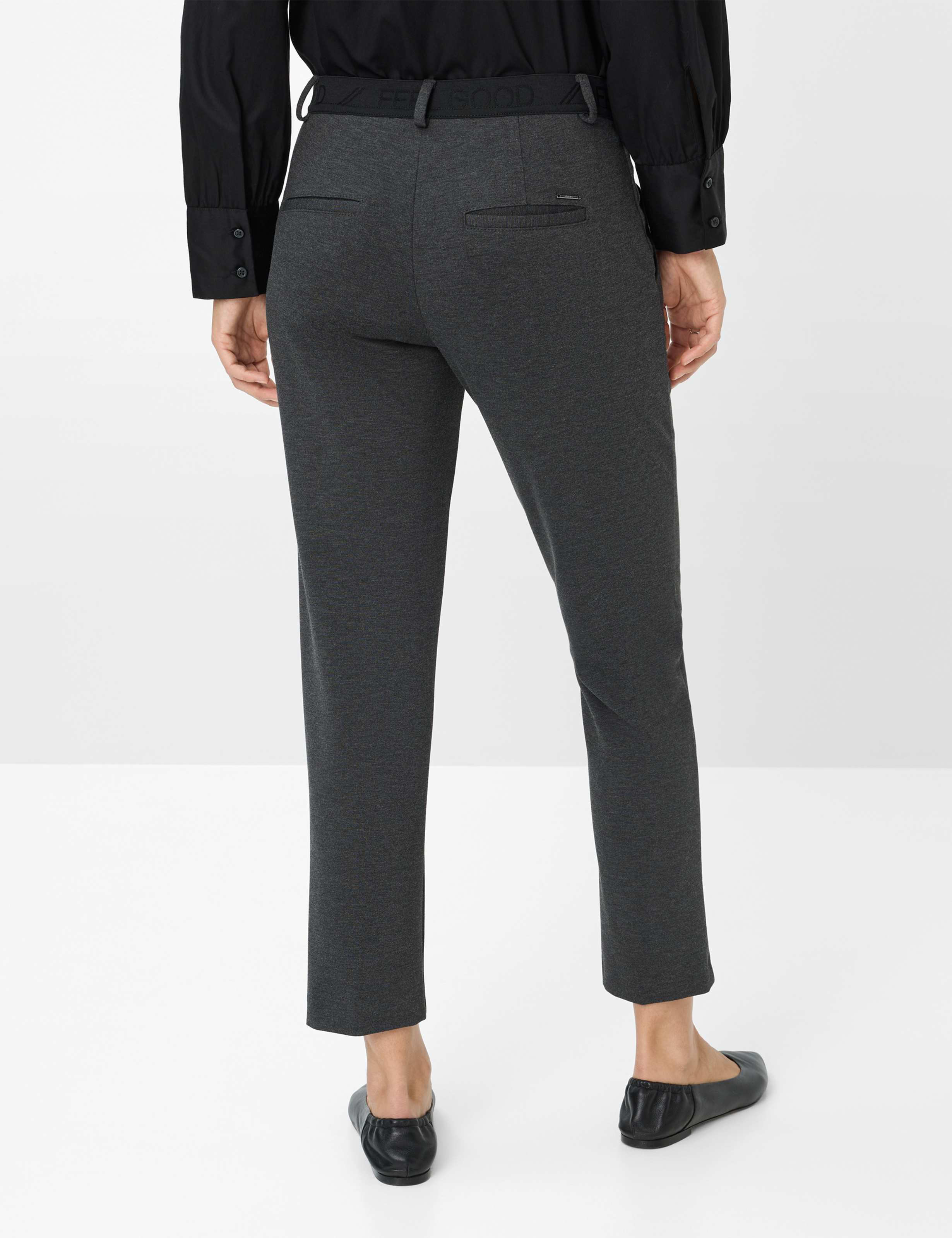 Damen Style MARON S Grau Regular Fit Model Rueck