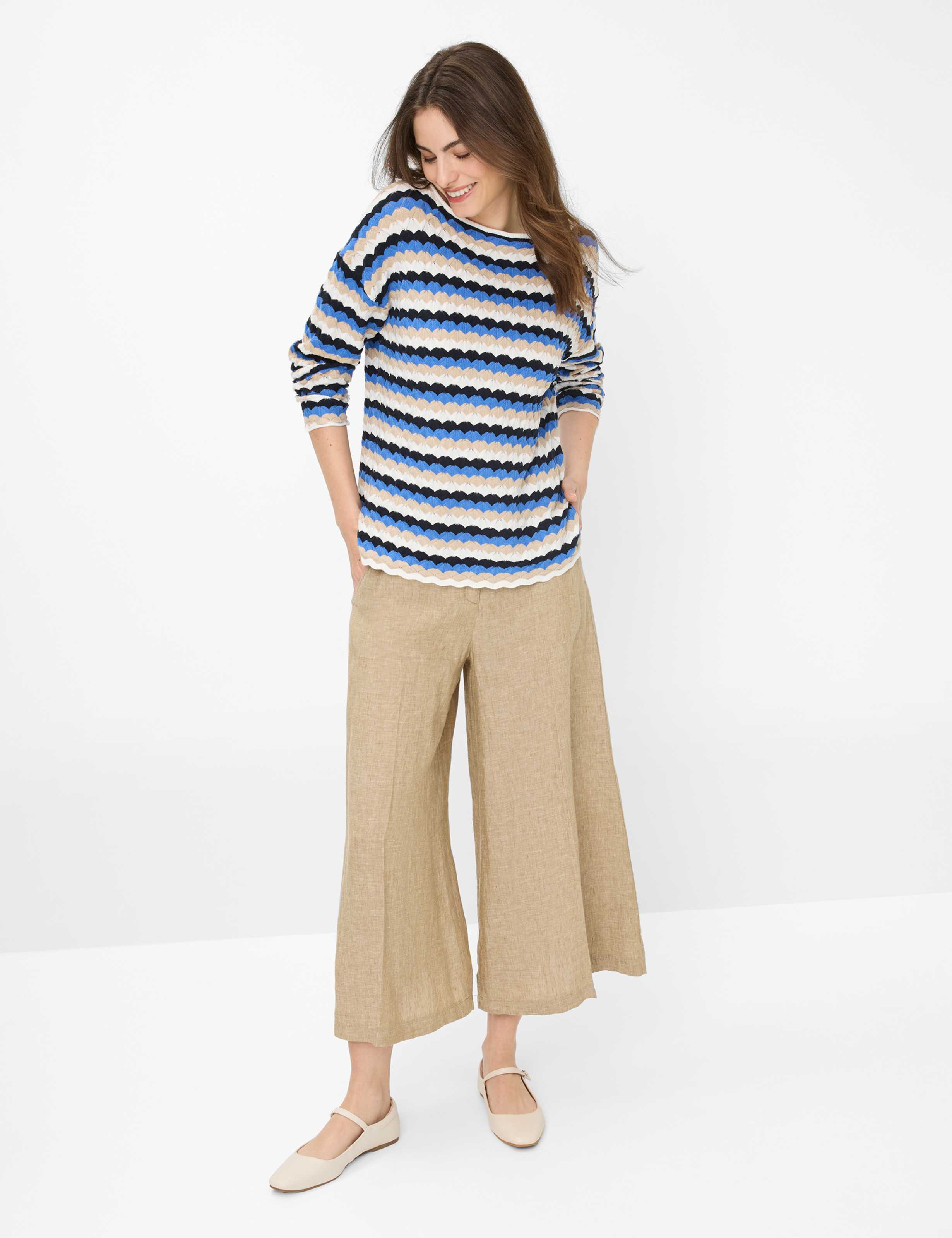 Damen Style LIZ Blau  Model Outfit