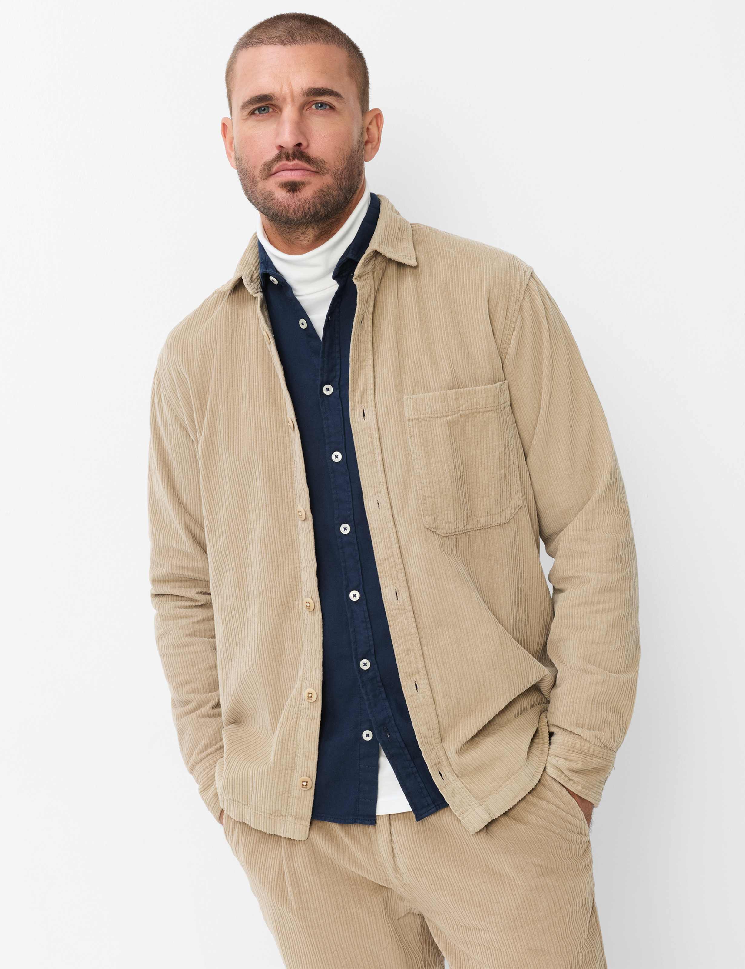 Tons de beige, Homme, Style KAY, MODEL_FRONT_ISHOP