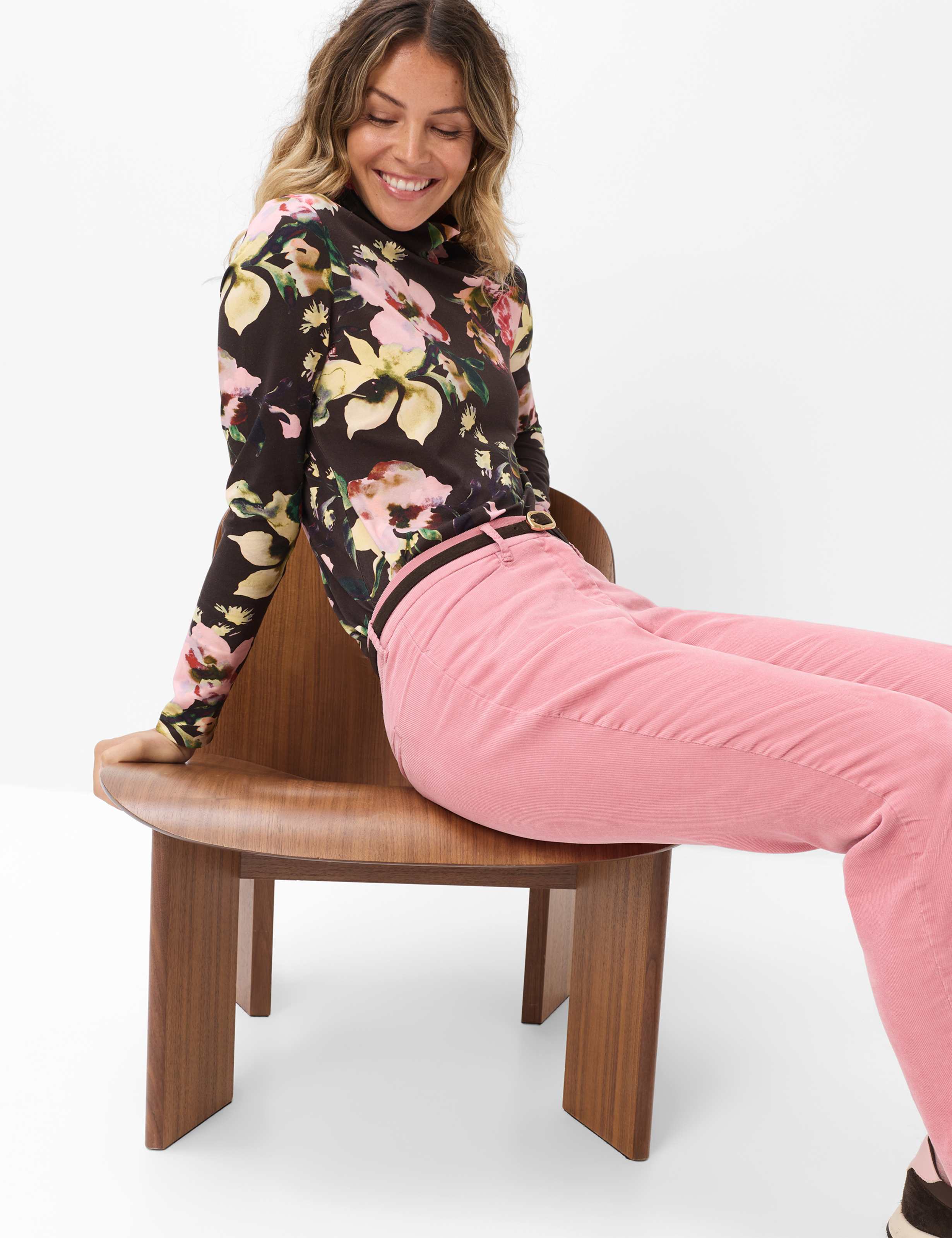 Women Style MARA S Rose Regular Fit Detail 1