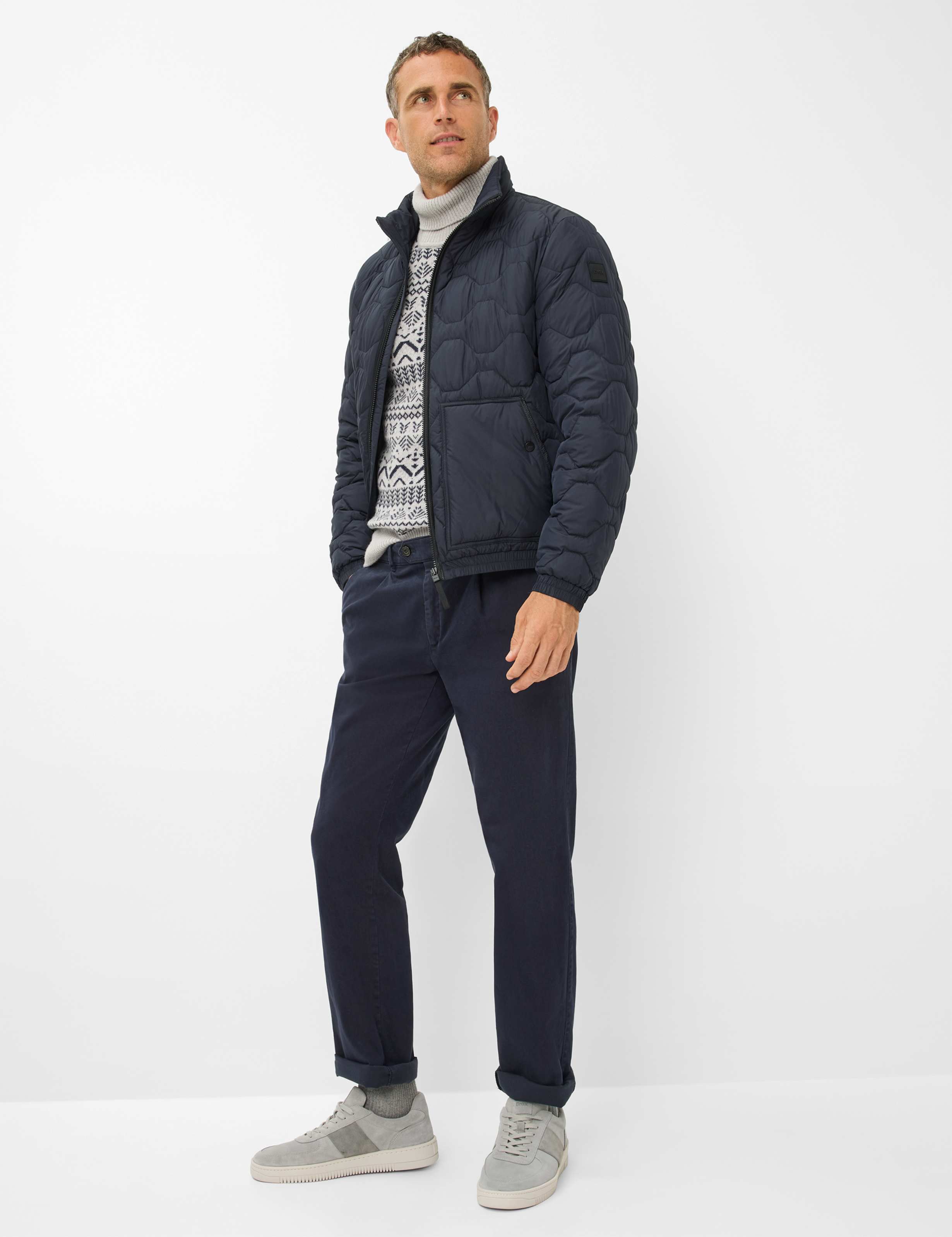 Men Style LUIS Dark Blue Regular Fit Model Outfit