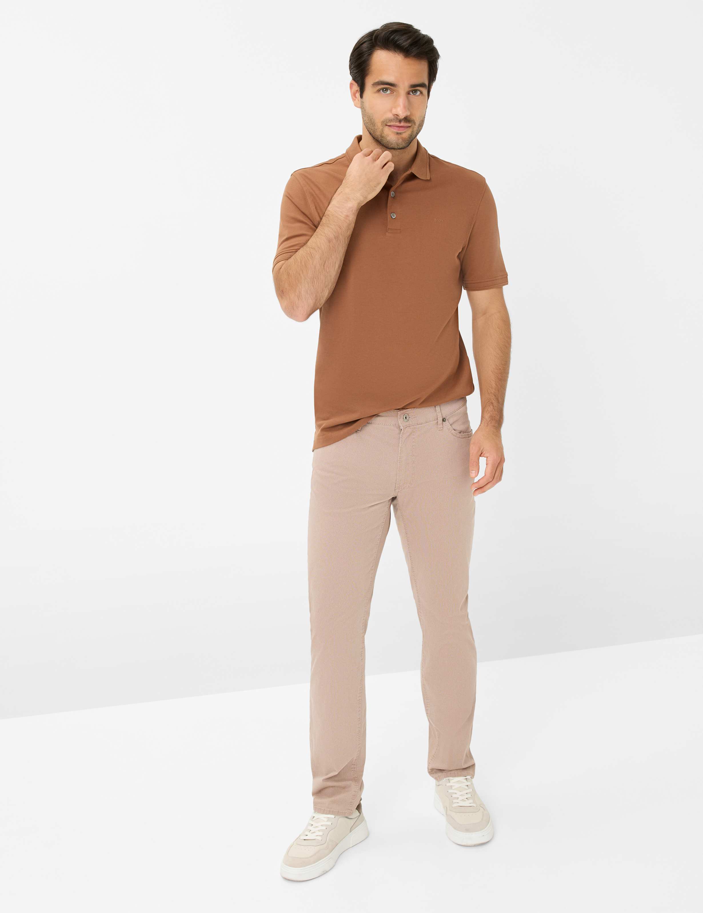 Herre Style CHUCK Lysbrun Modern Fit Model Outfit