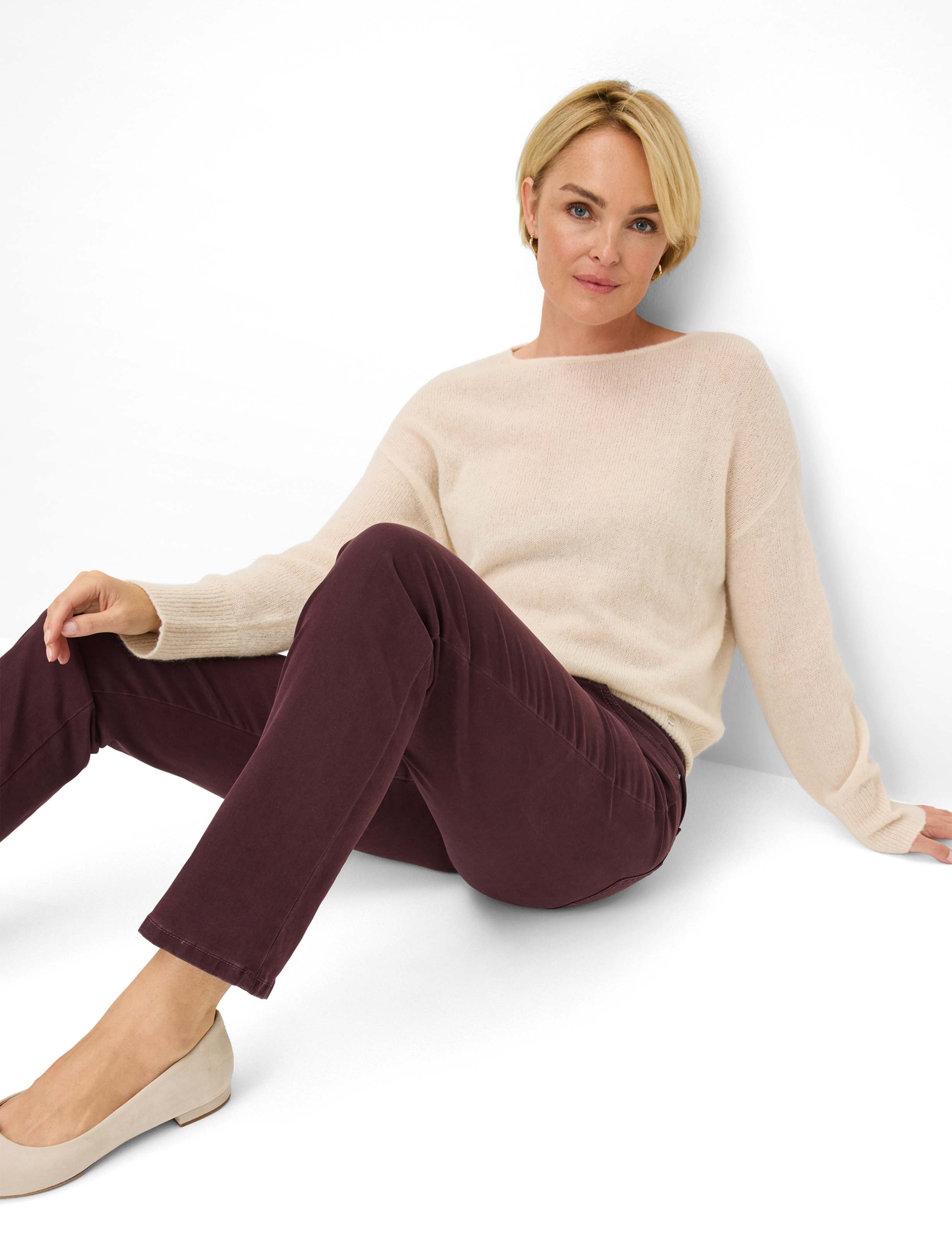 Damen Style PAMINA Dunkelrot Slim Fit Detail 1