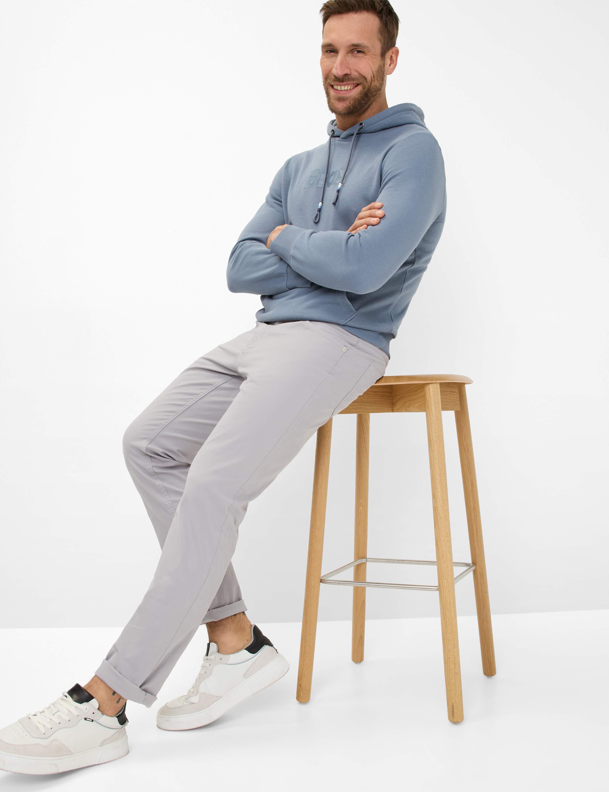 Heren Style CHUCK Mediumgrijs Modern Fit Detail 1