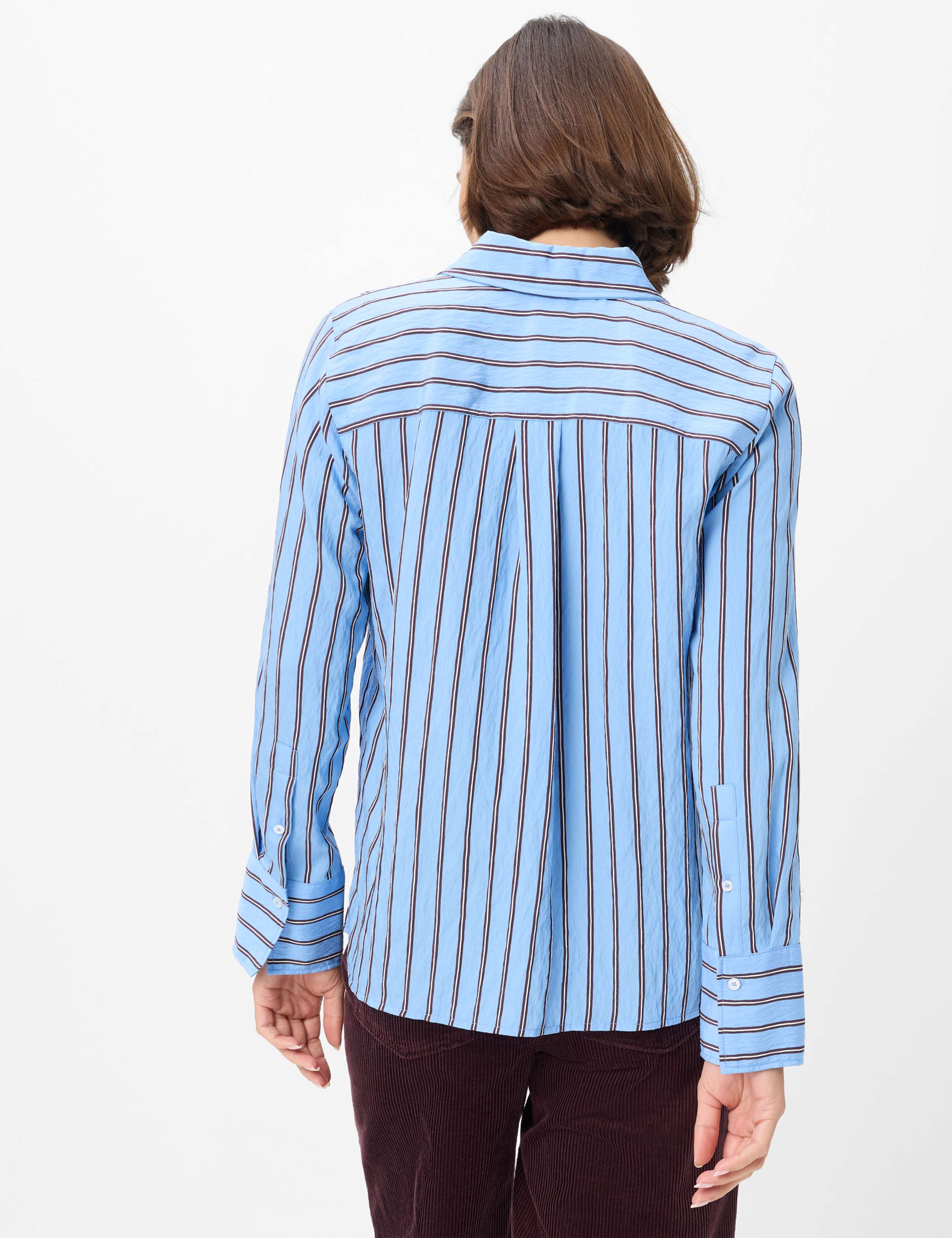 Tons bleus, Femme, Style VICA, MODEL_RUECK_ISHOP