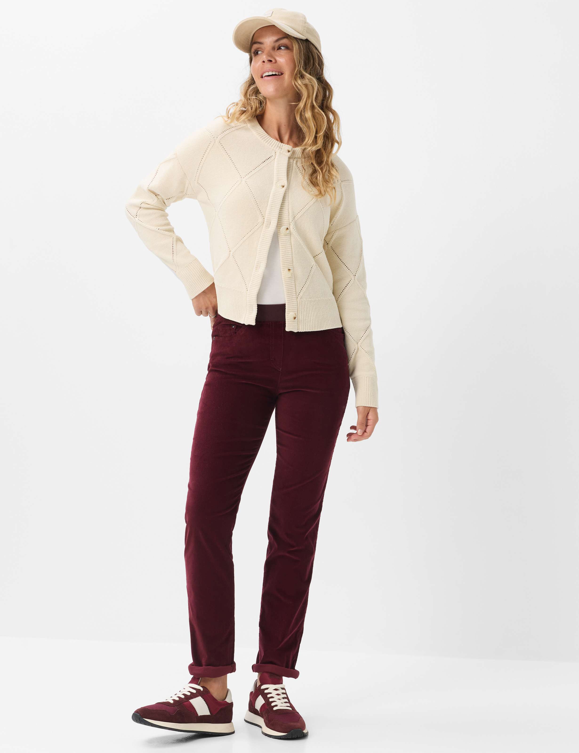 Women Style PAMINA Dark Red Slim fit Model Outfit