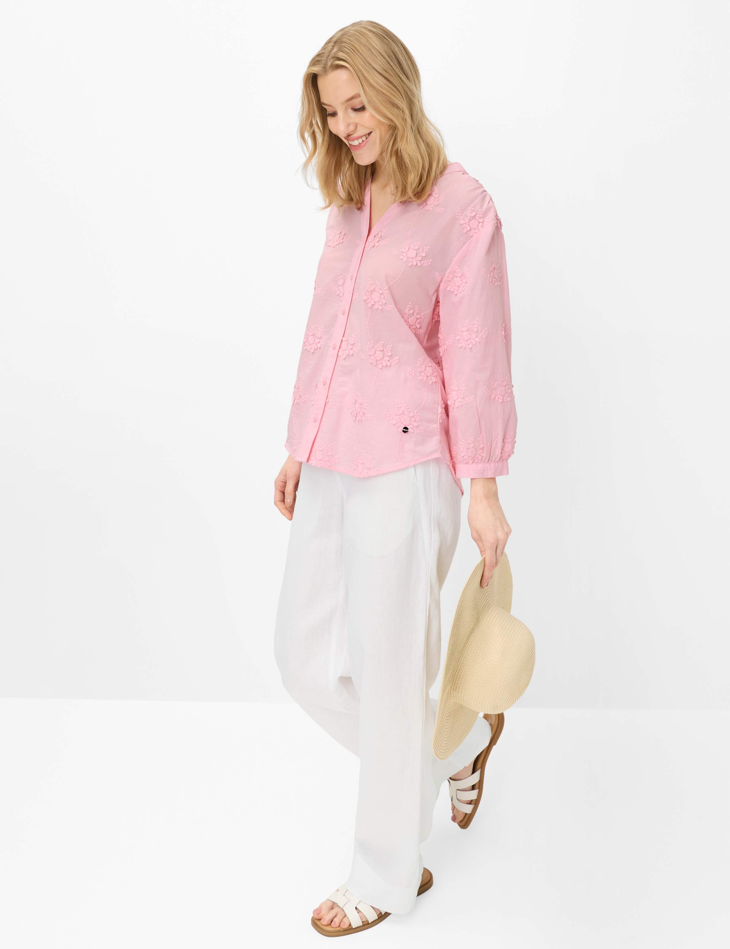 Femme Style VELIA Rose  Tenue du mannequin