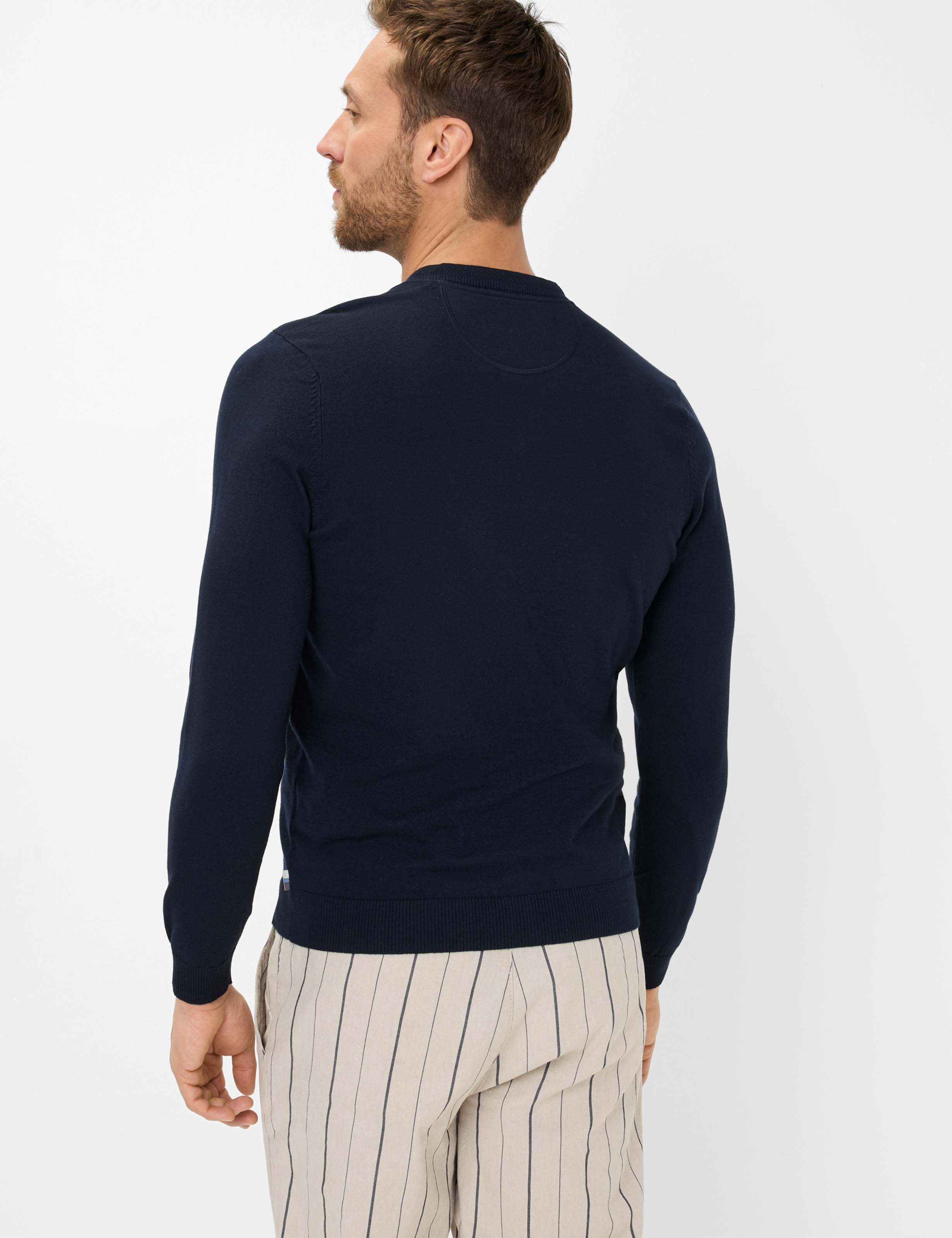 Men Style VICO Dark Blue  Model back