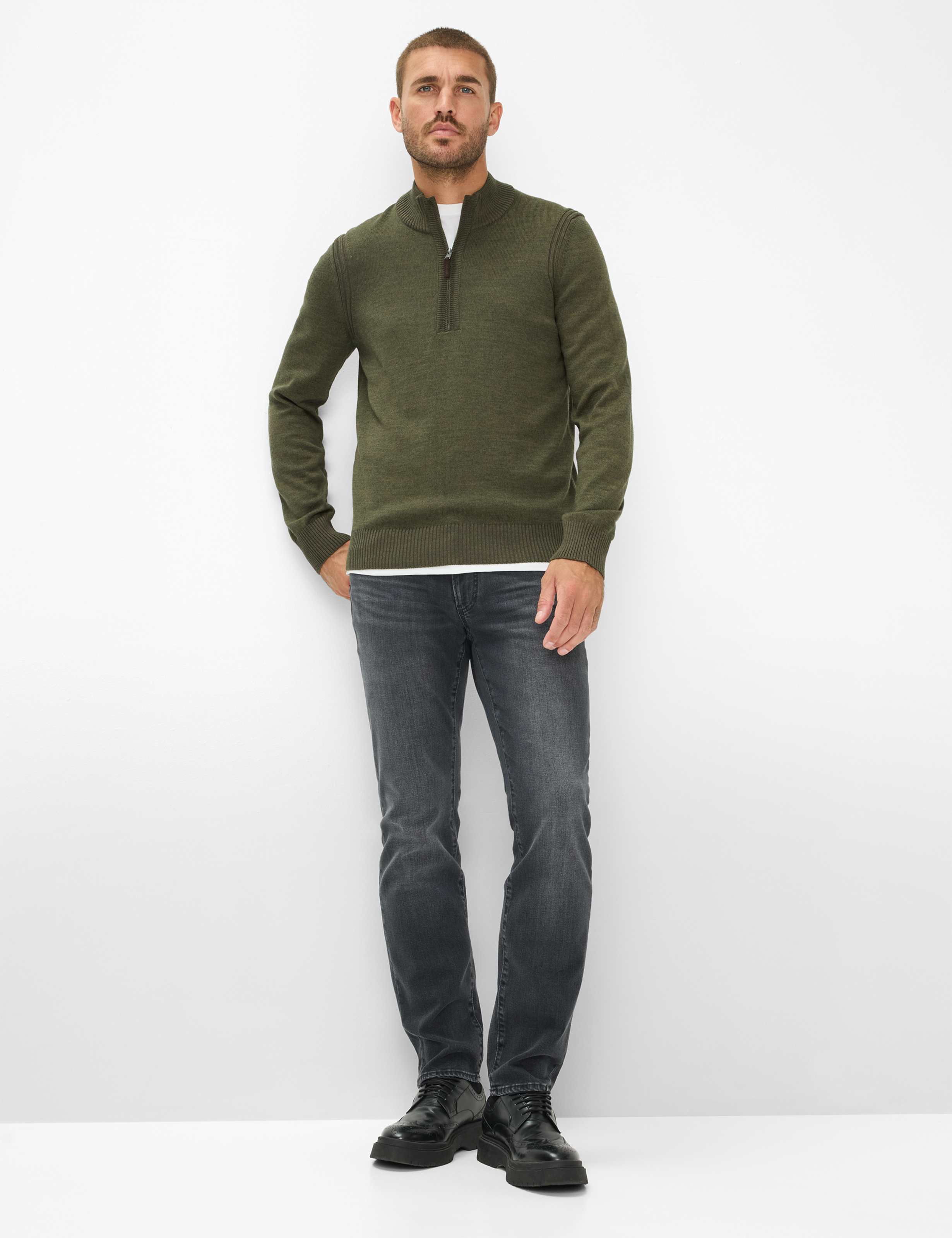 Heren Style STEFFEN Donkergroen  Model outfit