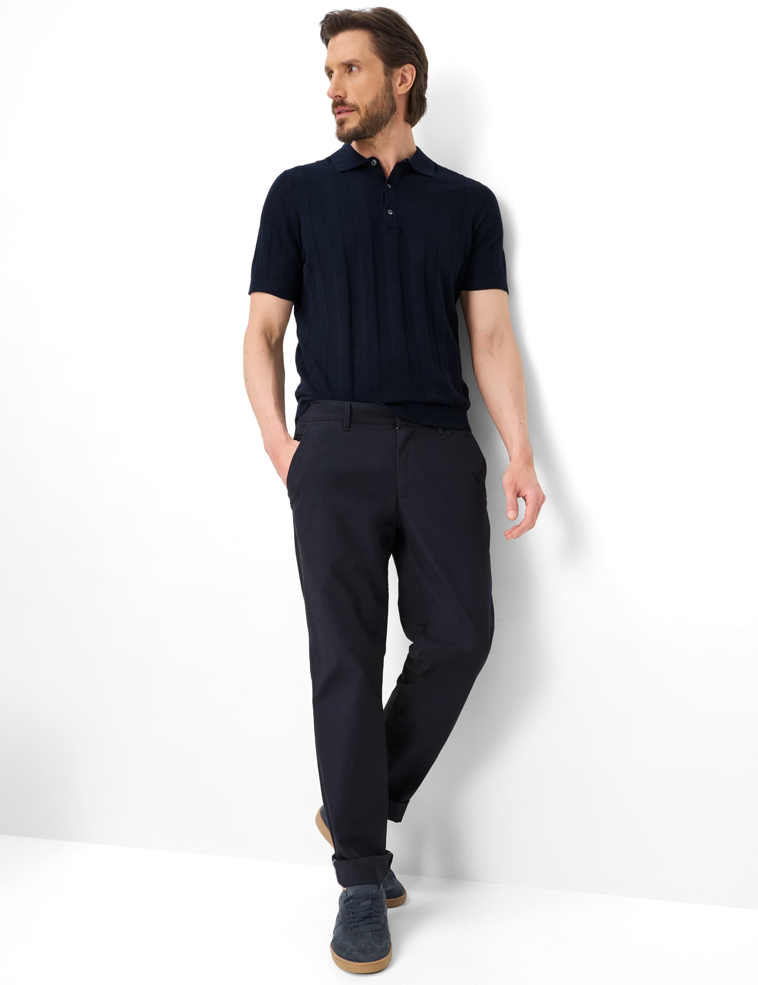 Homme Style THILO Bleu Foncé Regular Fit Tenue du mannequin
