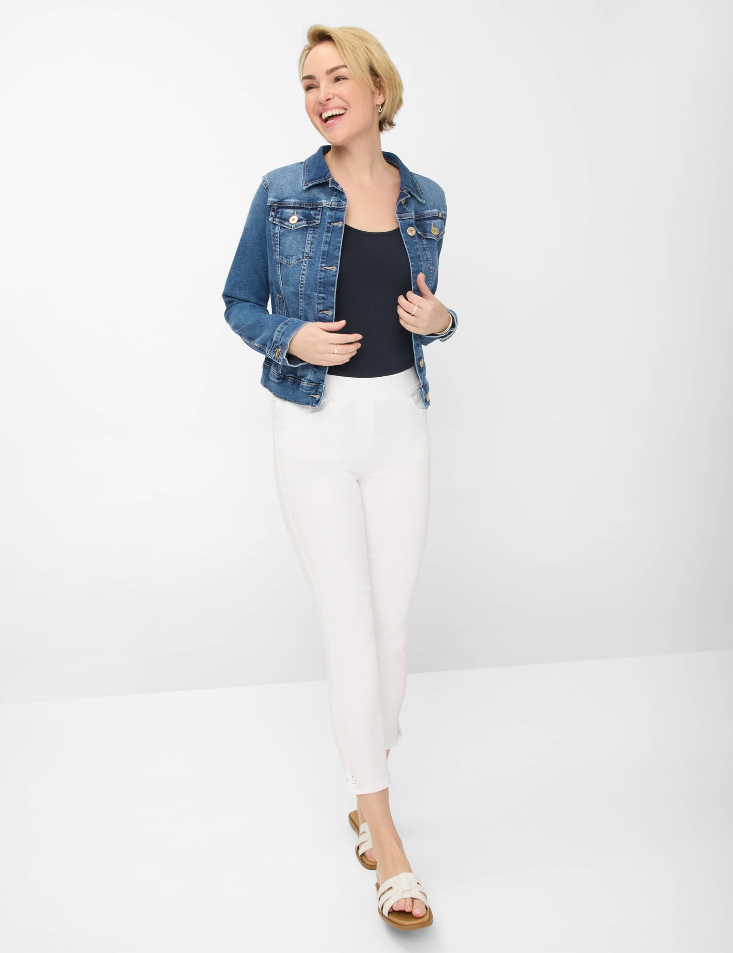 Dame Style PAMINA 6/8 Denim Hvid Slim Fit Model Outfit