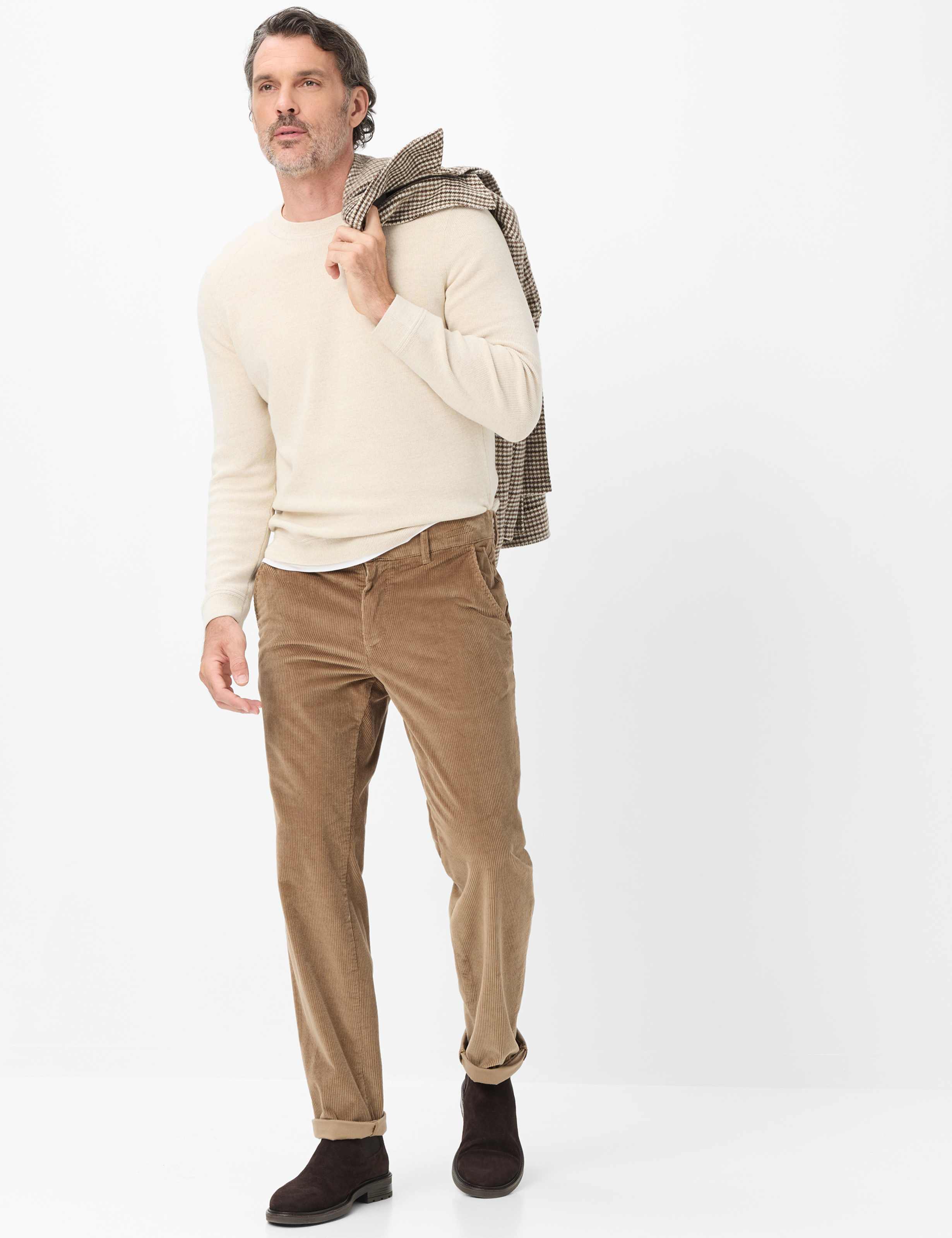 Herren Style THILO Hellbraun Regular Fit Model Outfit