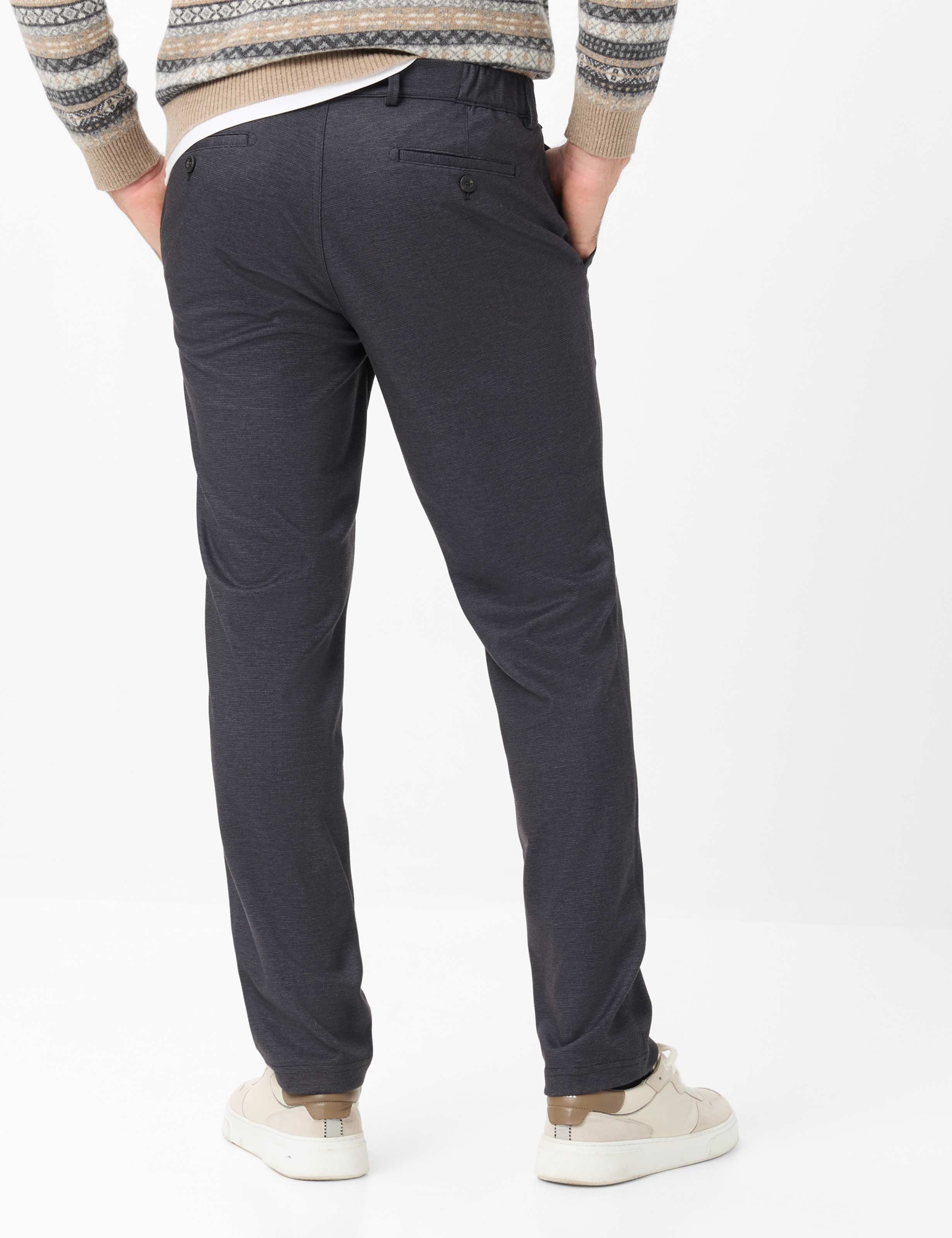 Shades of Gray, Men, Style THILO, MODEL_RUECK_ISHOP