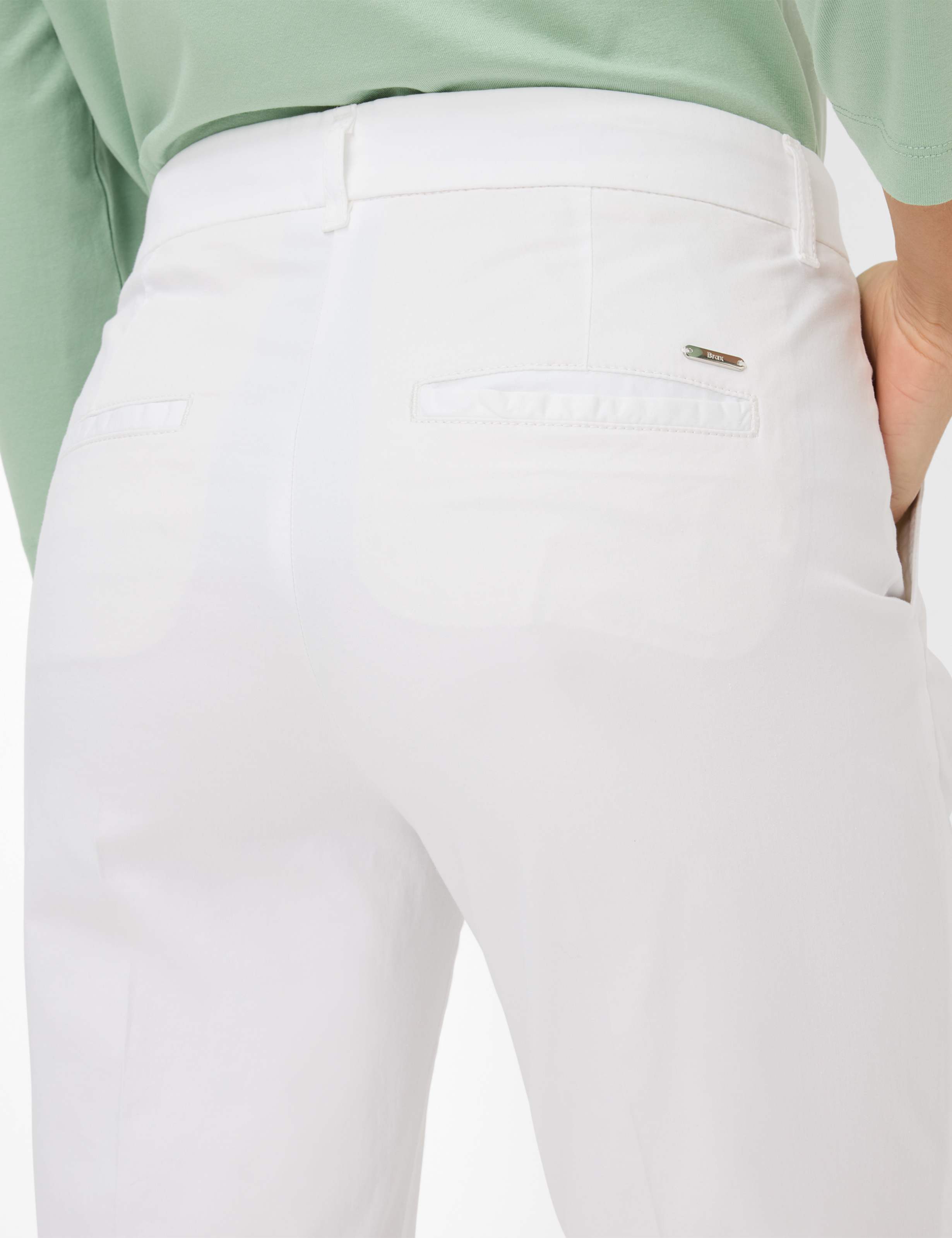 Women Style MARON S White Regular Fit Detail 2