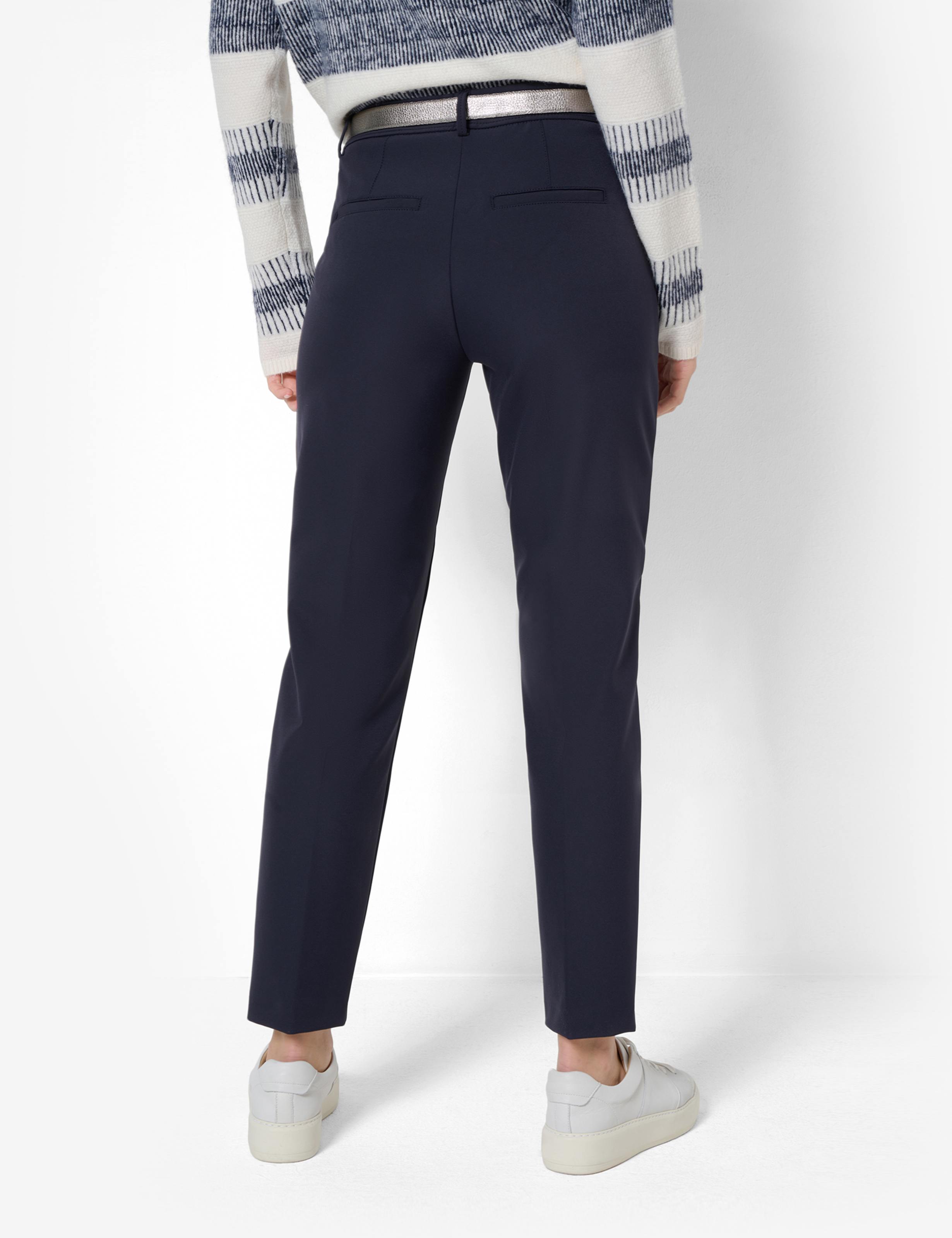 Damen Style MARON S Dunkelblau Regular Fit Model Rueck
