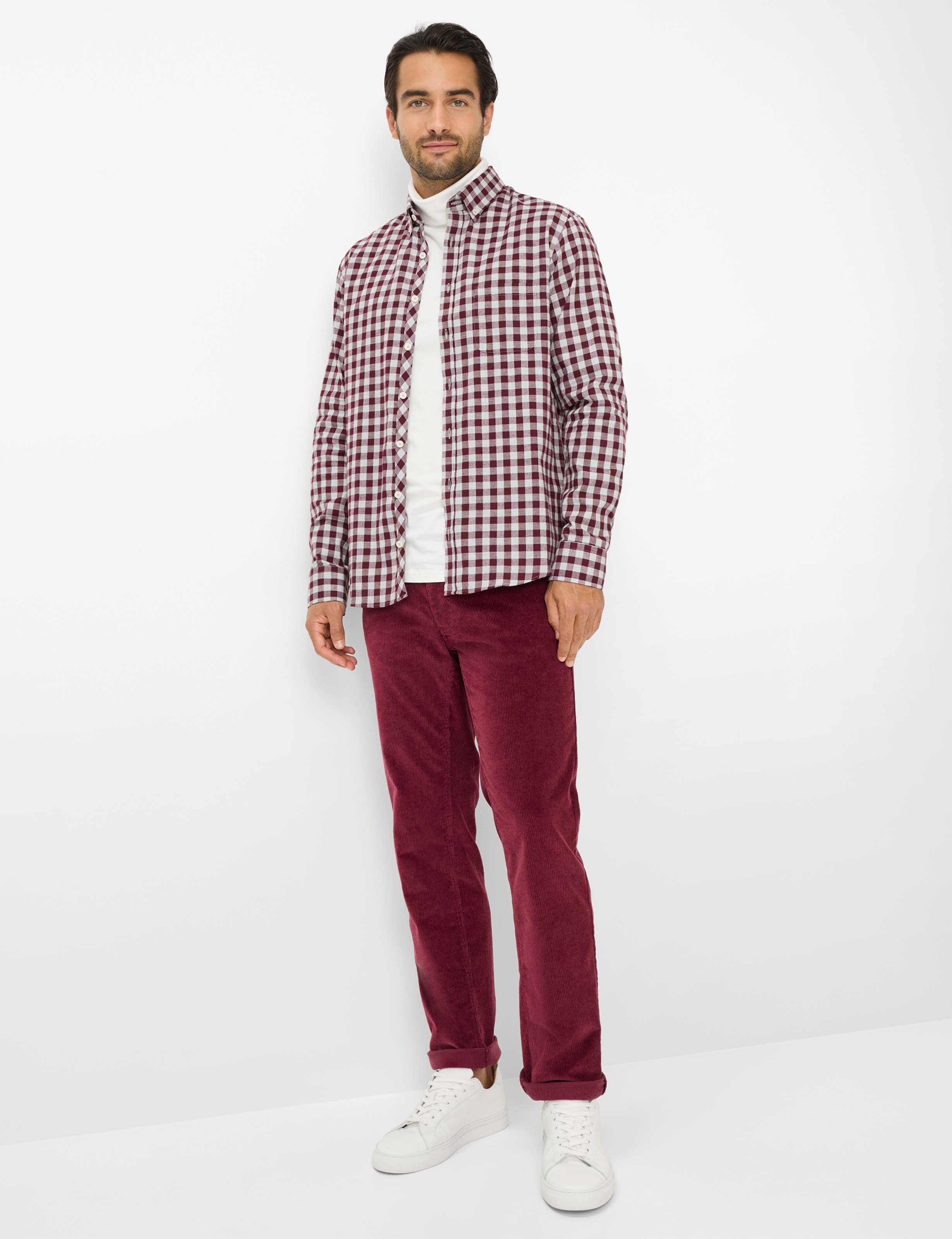Herren Style DANIEL Dunkelrot  Model Outfit