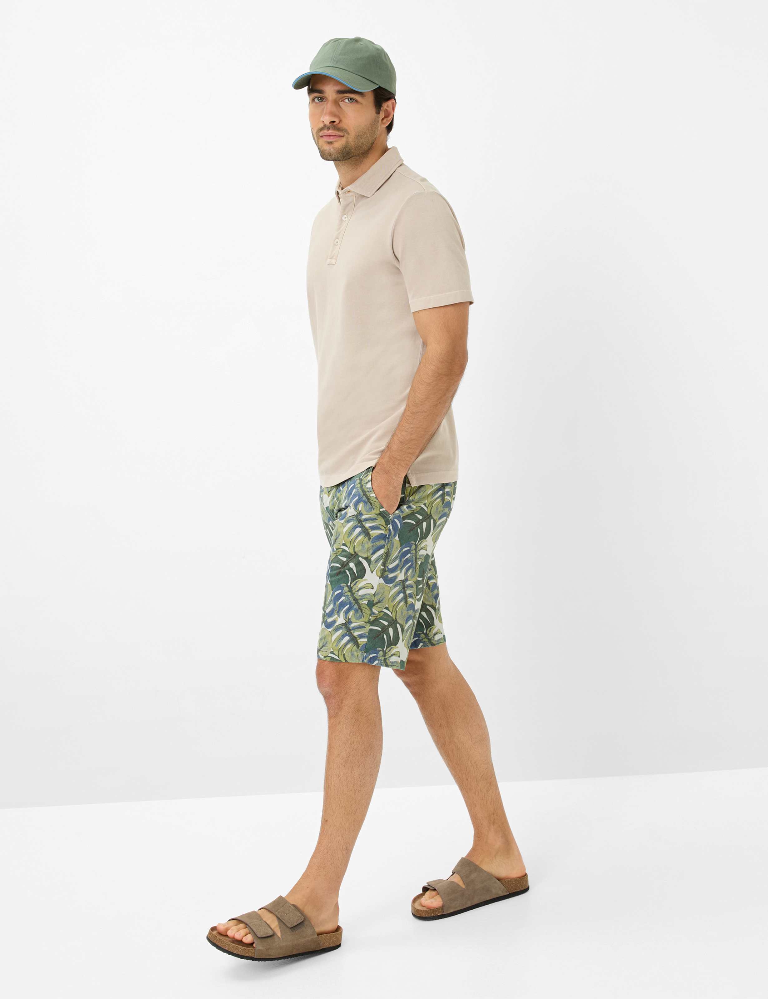 Men Style PHILO Beige  Model Outfit
