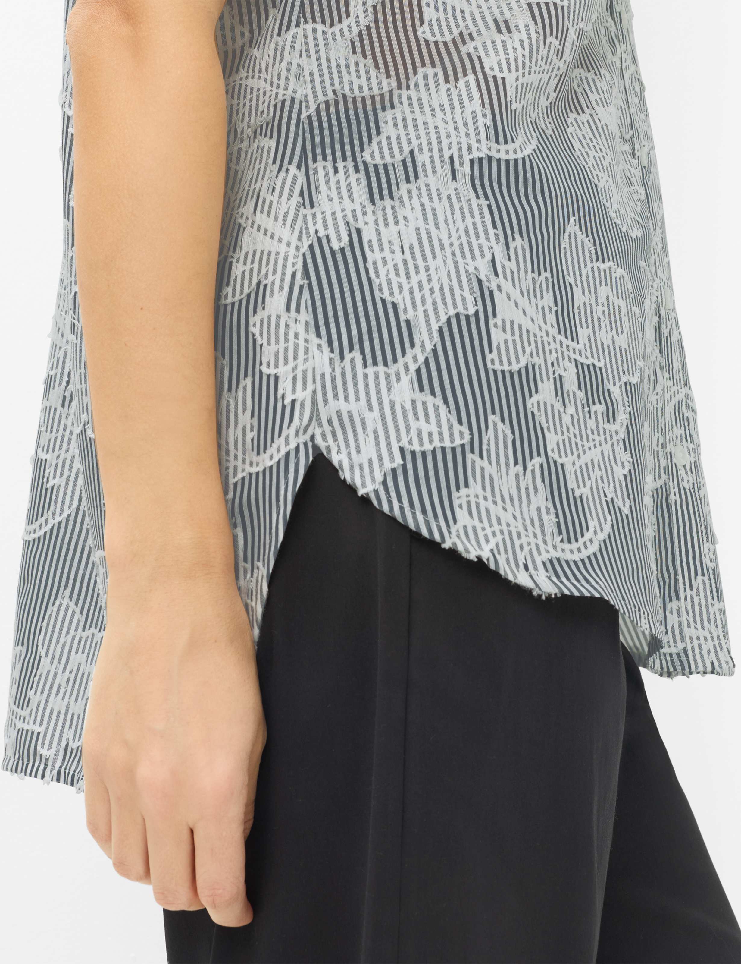 Femme Style VIV Bleu Foncé  Détail 2