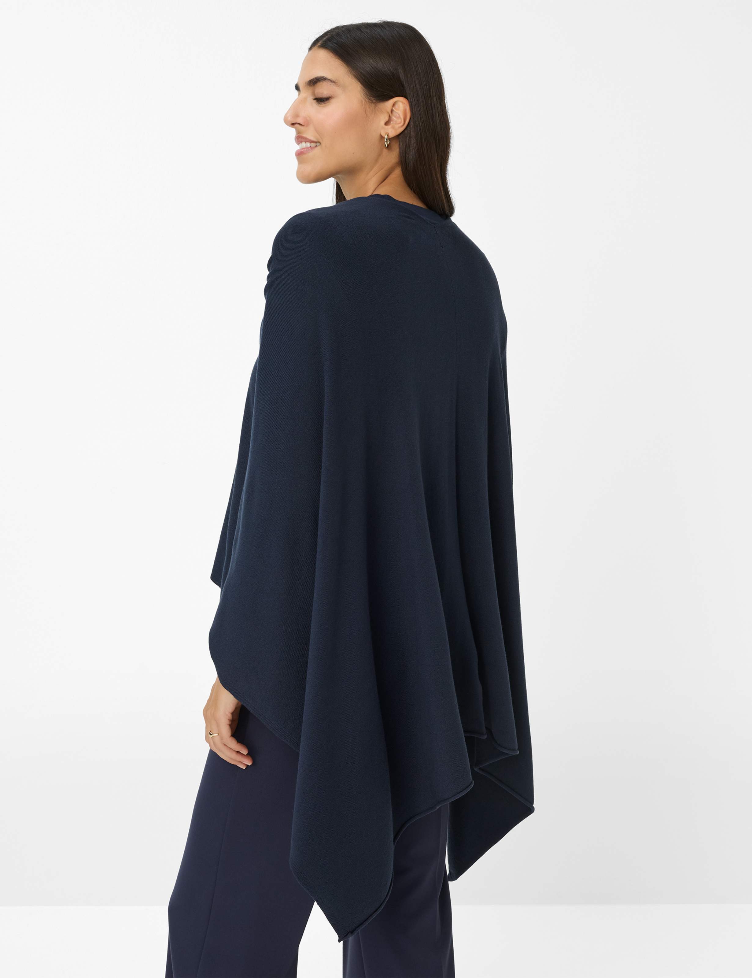 Damen Style THEA Dunkelblau  Model Rueck