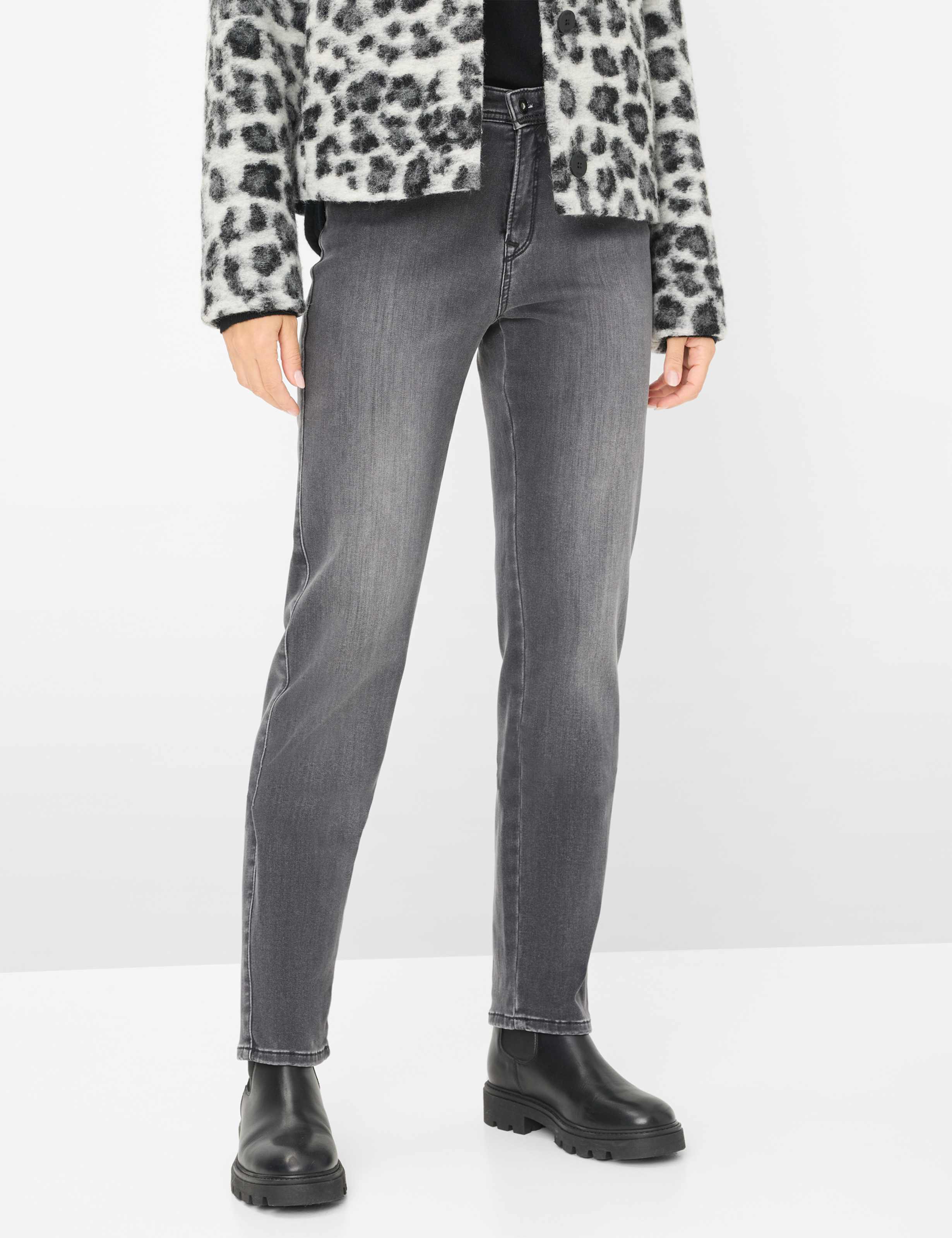 Thumbnail - Brax Damen Five-Pocket-Hose Style CAROLA USED DARK GREY, denim dunkelgrau, Gr. 40