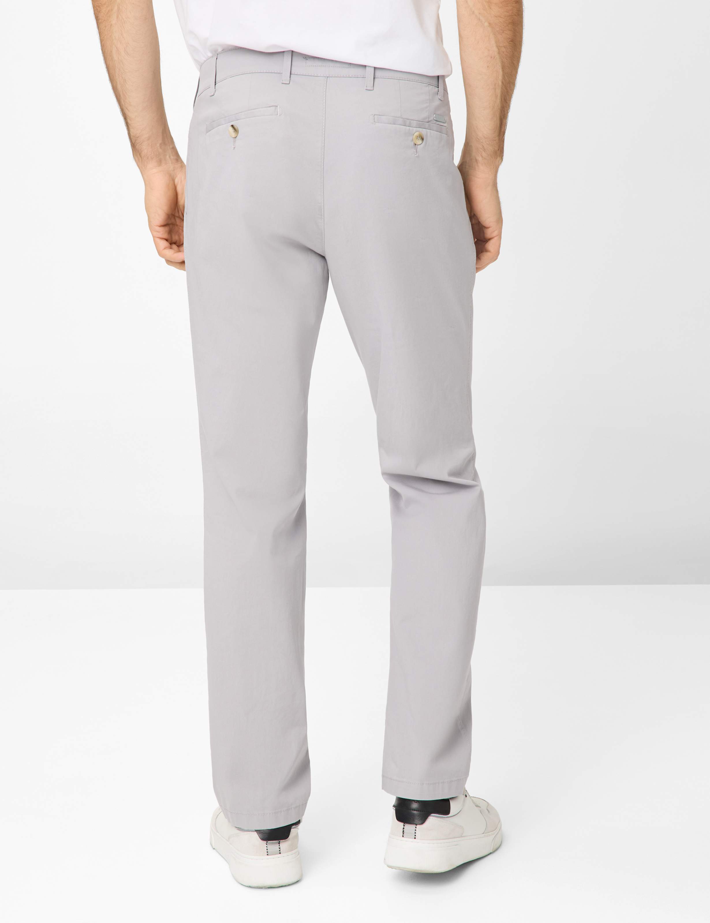 Herren Style LUIS Hellgrau Regular Fit Model Rueck