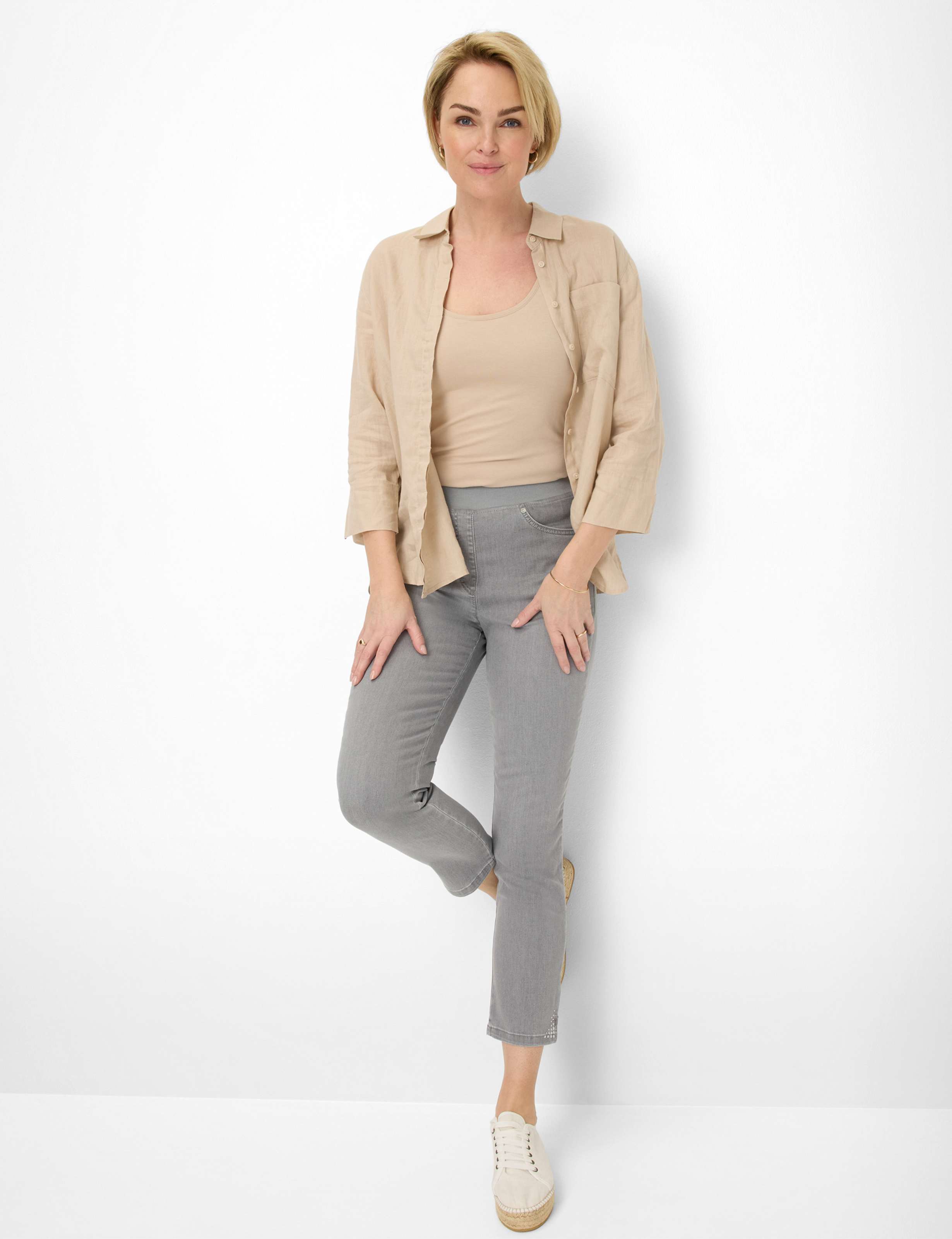 Damen Style PAMINA 6/8 Denim Grau Slim Fit Model Outfit
