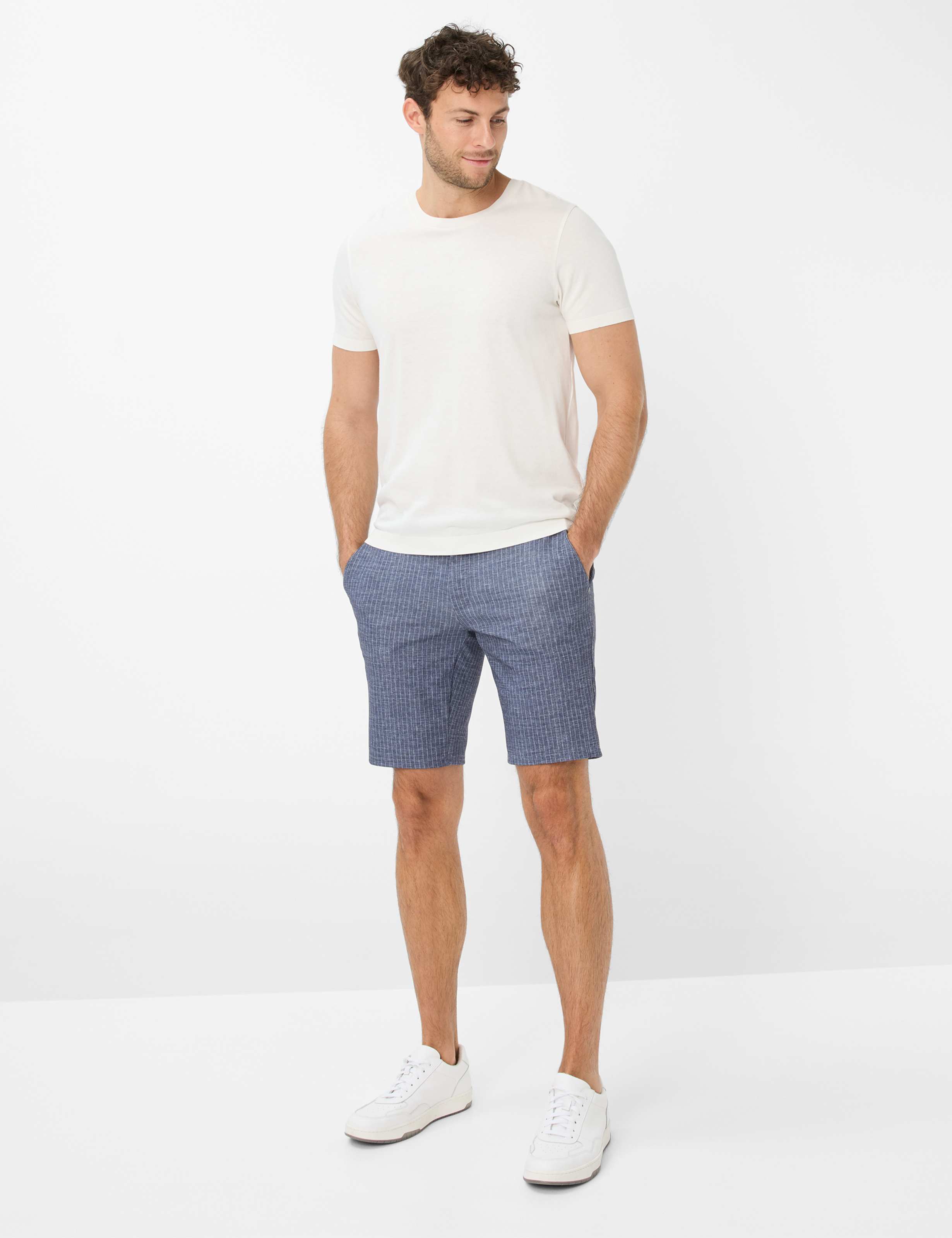 Men Style SILVIO Dark Blue Slim Fit Model Outfit