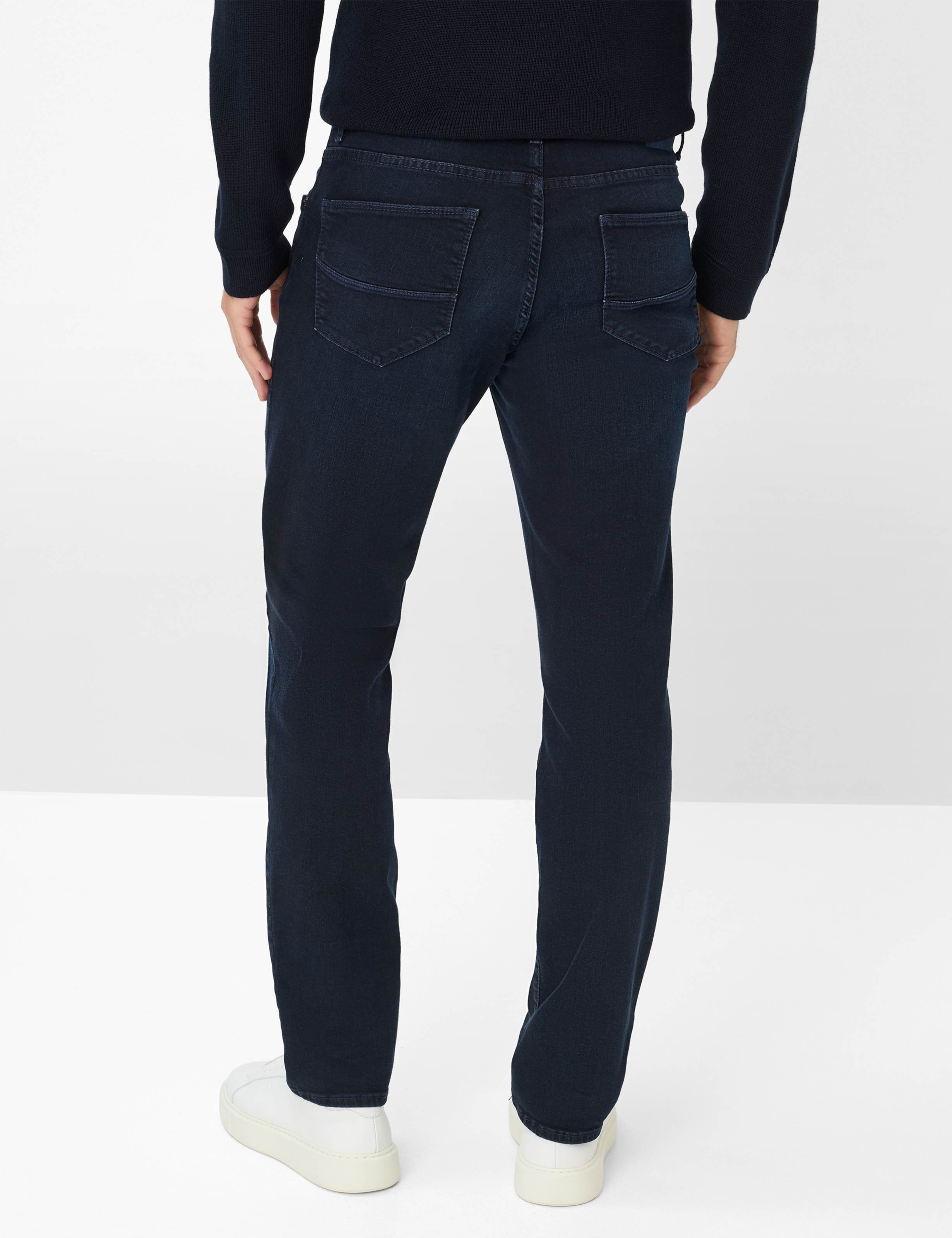 Herren Style CADIZ Denim Dunkelblau Straight Fit Model Rueck
