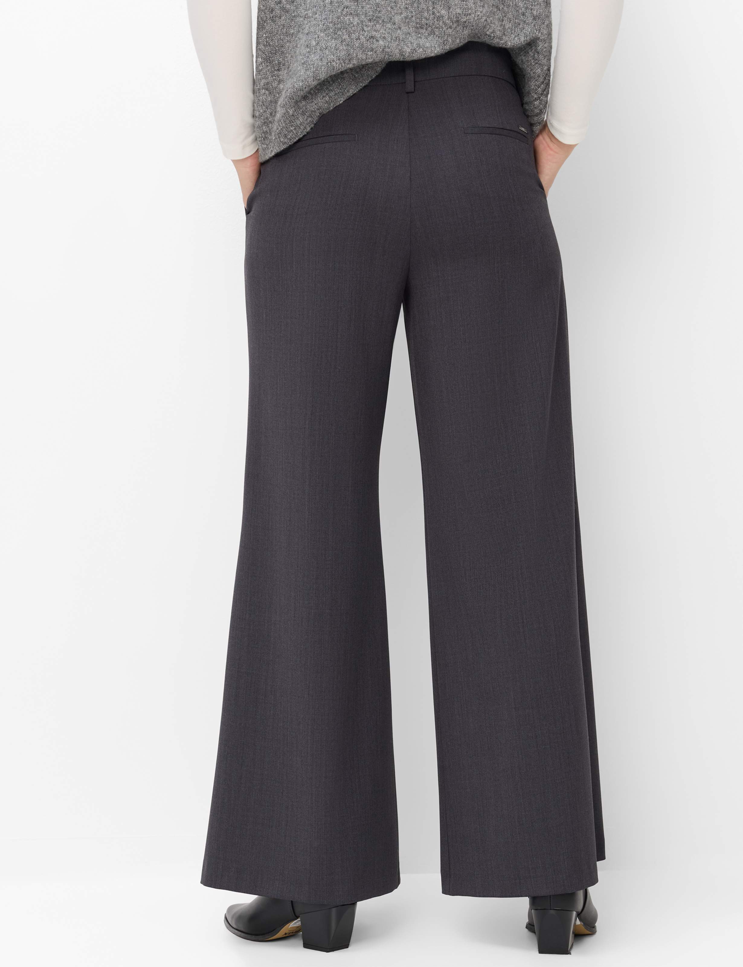 Shades of Grey, Women, Style MARLENE, MODEL_RUECK_ISHOP