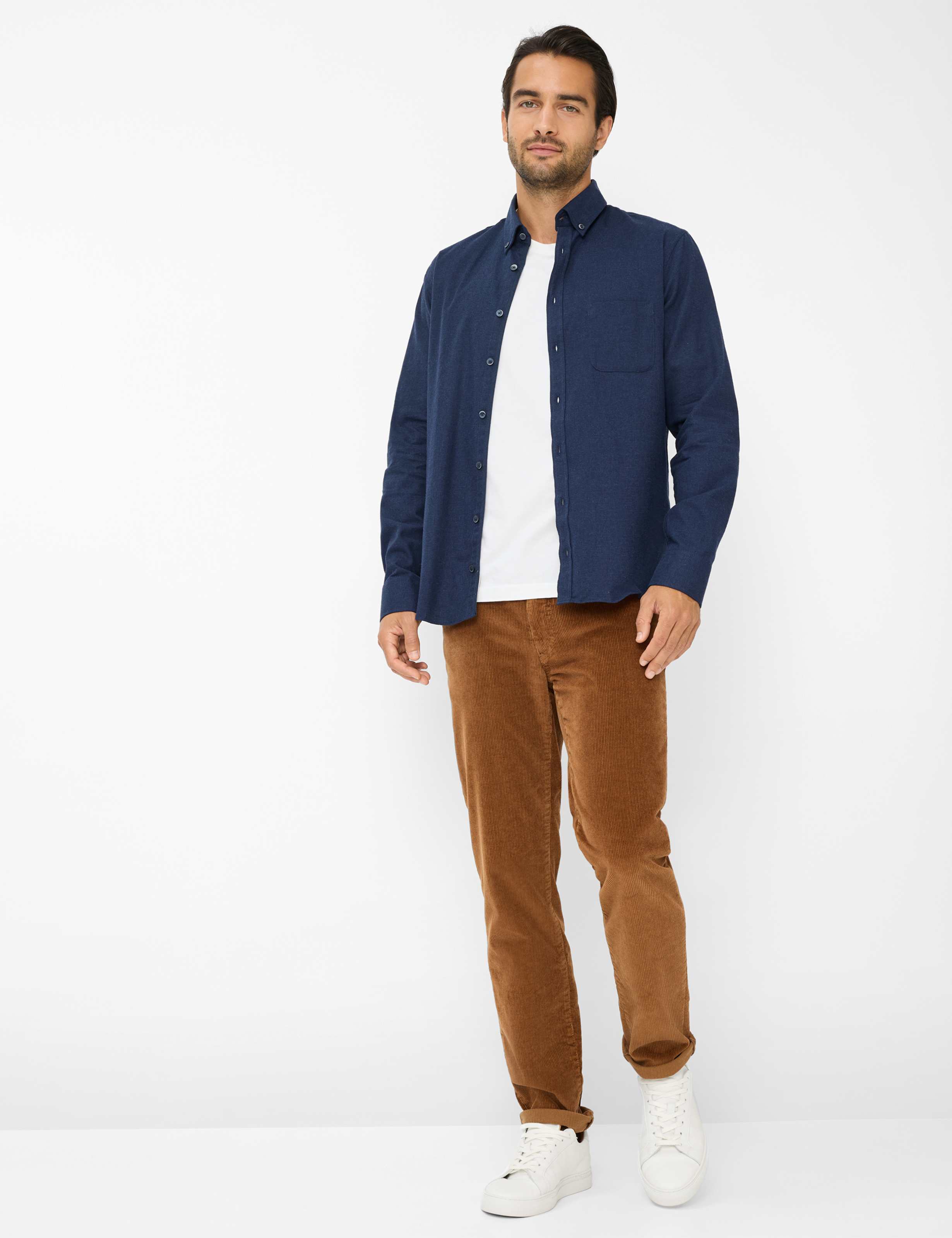 Homme Style CADIZ Marron Straight Fit Tenue du mannequin