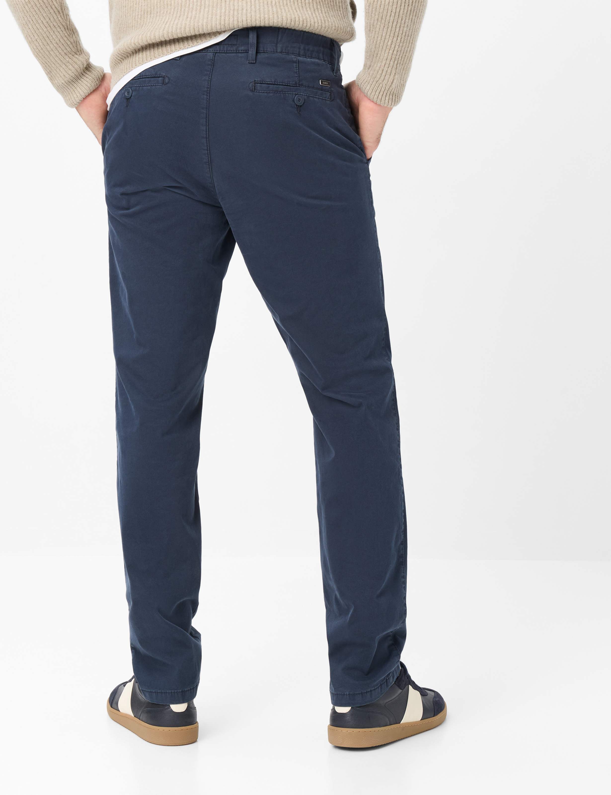 Shades of Blue, Men, Style THILO, MODEL_RUECK_ISHOP