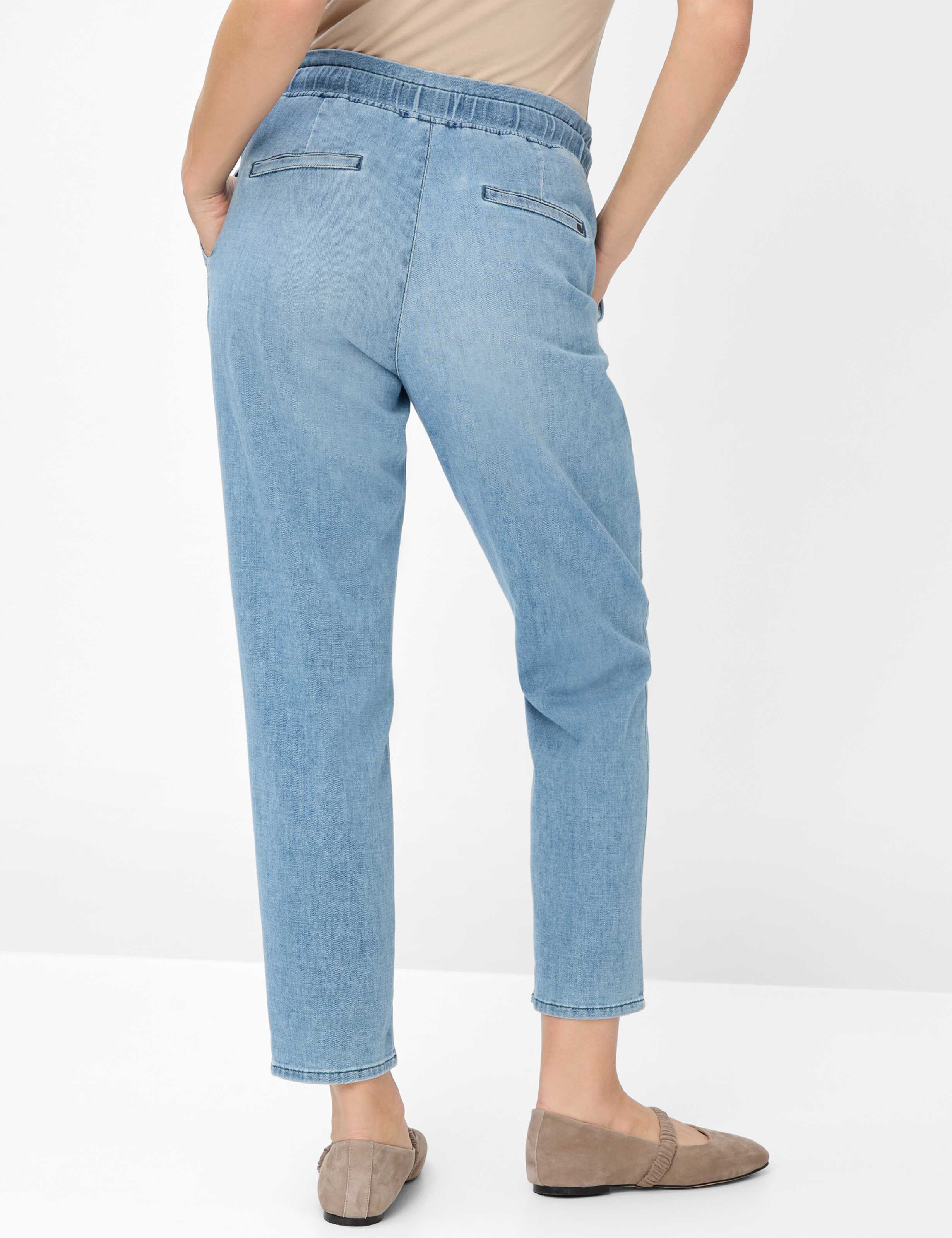 Dame Style MONA S Denim Blå Relaxed Fit Model ryg