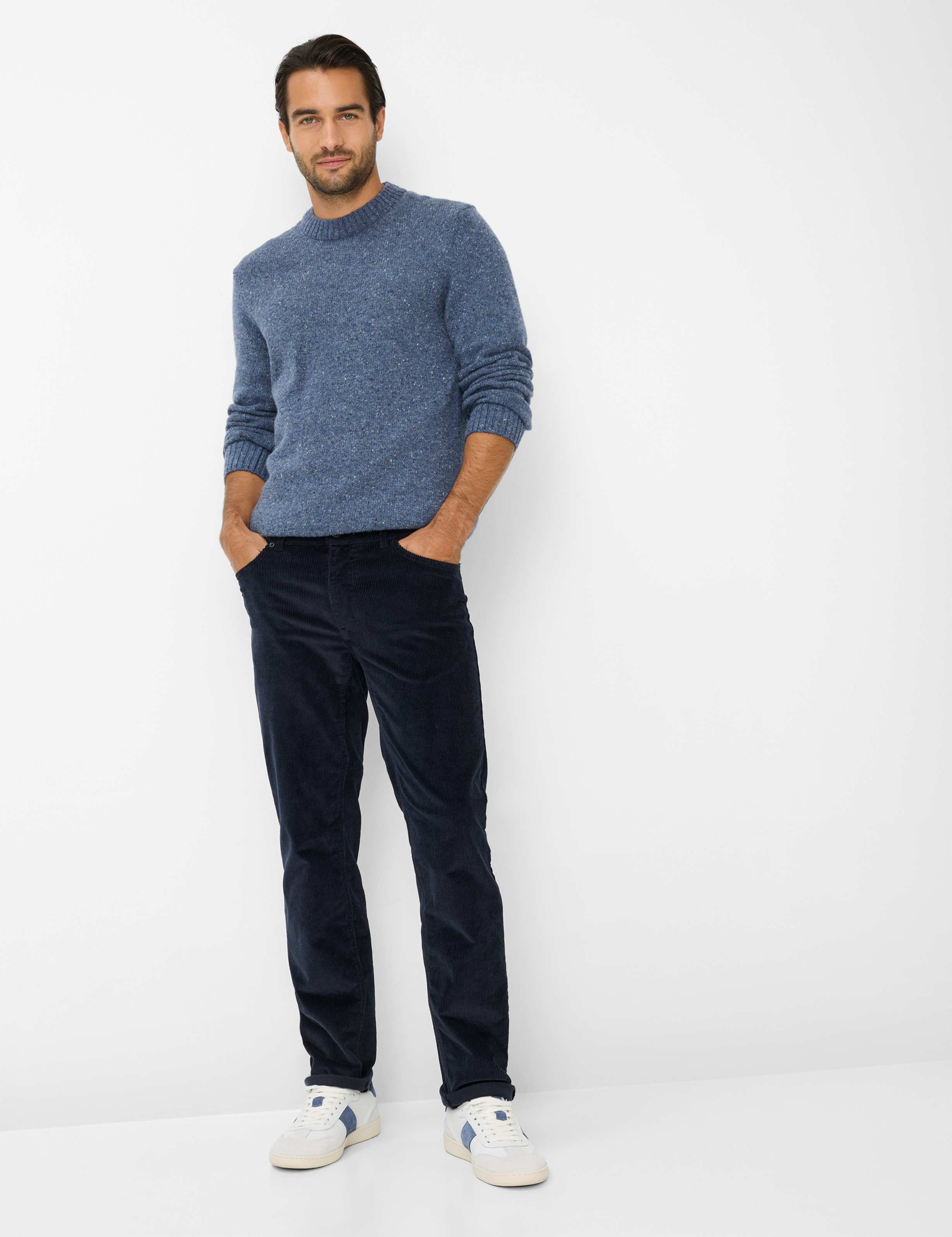 Homme Style COOPER Bleu Foncé Regular Fit Tenue du mannequin