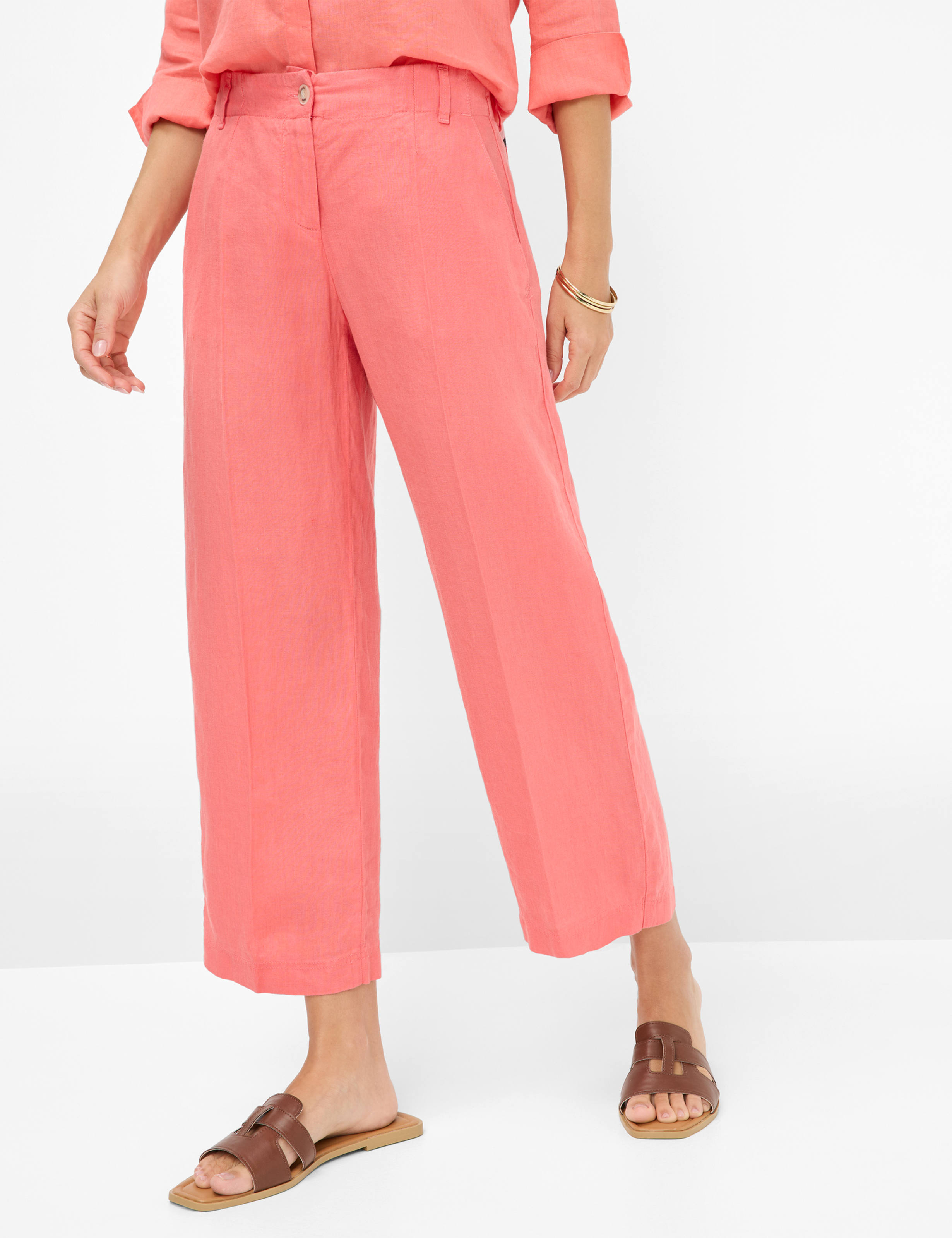 Shades of red, Women, Style MAINE S, MODEL_FRONT_ISHOP